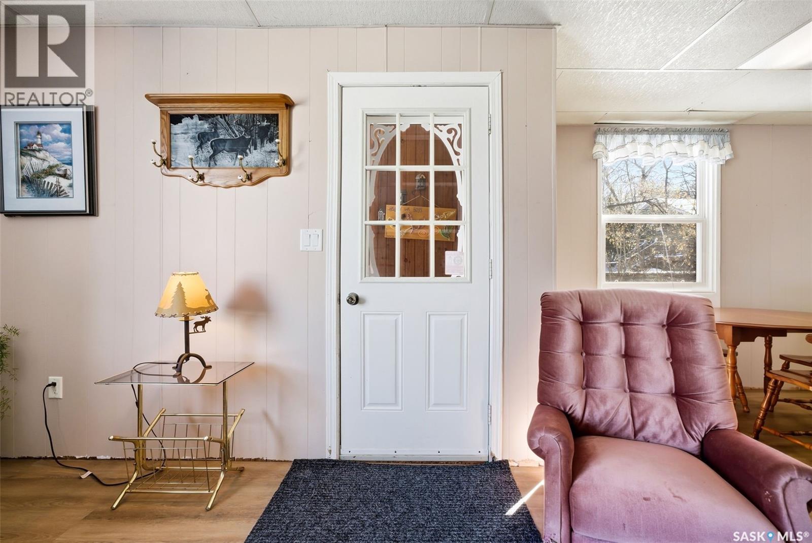 347 Green Avenue, Regina Beach, Saskatchewan  S0G 4C0 - Photo 2 - SK030965