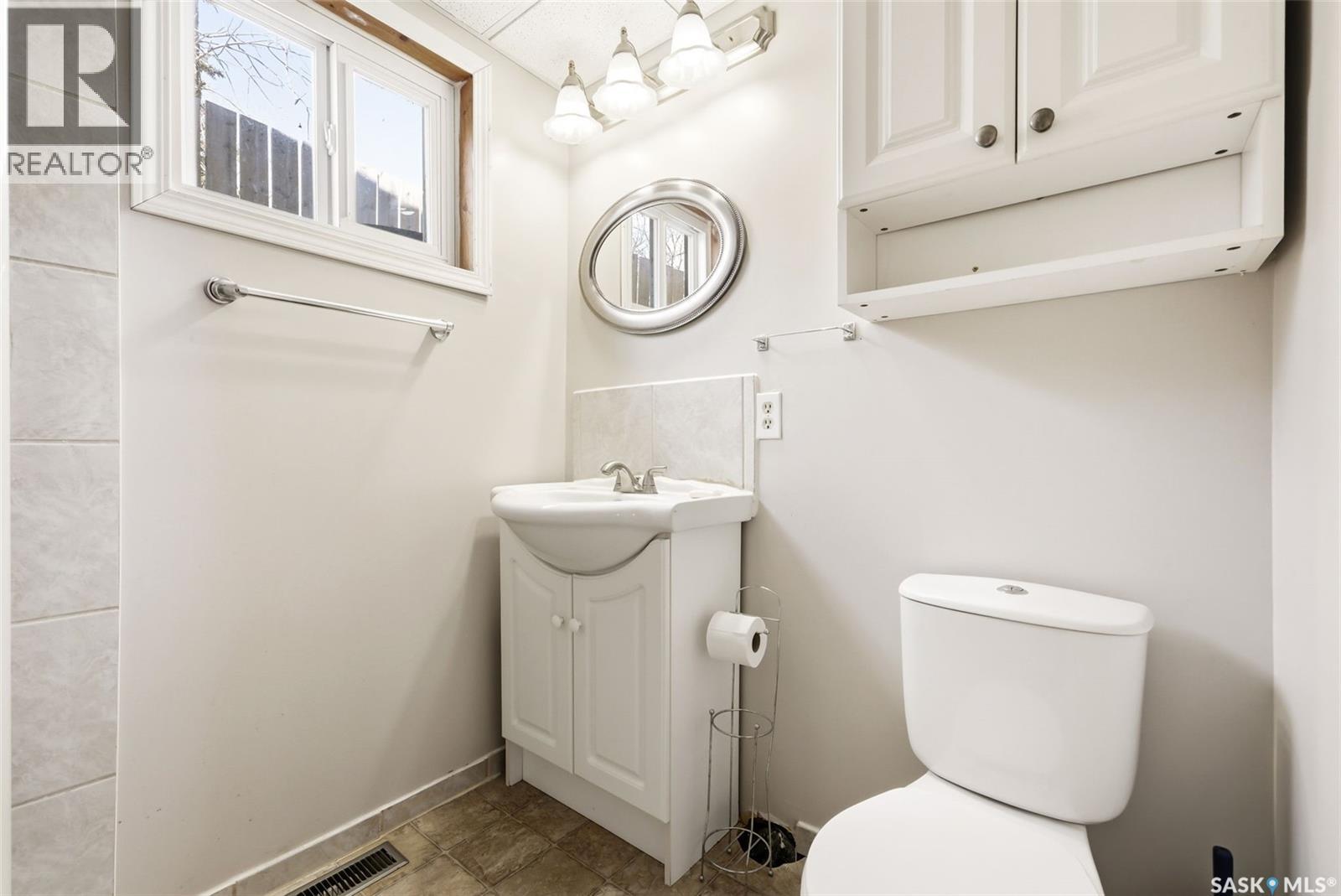 347 Green Avenue, Regina Beach, Saskatchewan  S0G 4C0 - Photo 30 - SK030965