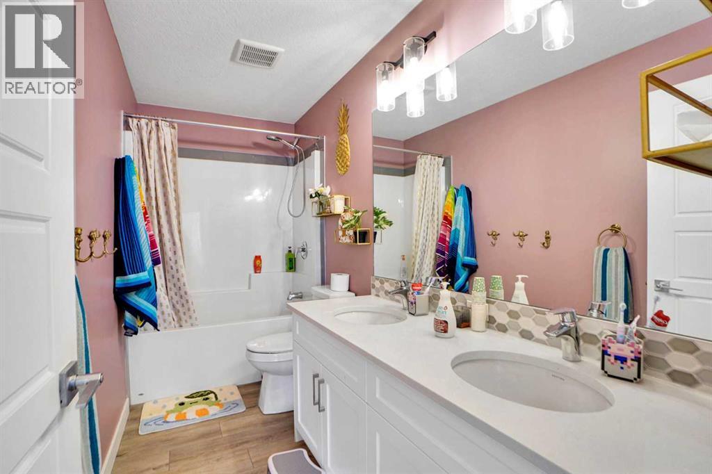 188 Brander Avenue, Langdon, Alberta  T0J 1X2 - Photo 34 - A2298123