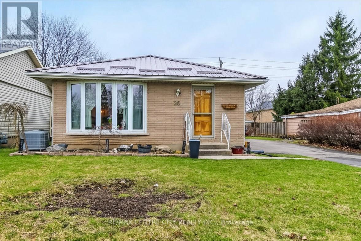 26 Manor Road, St. Thomas, Ontario  N5R 5C9 - Photo 24 - X12950506