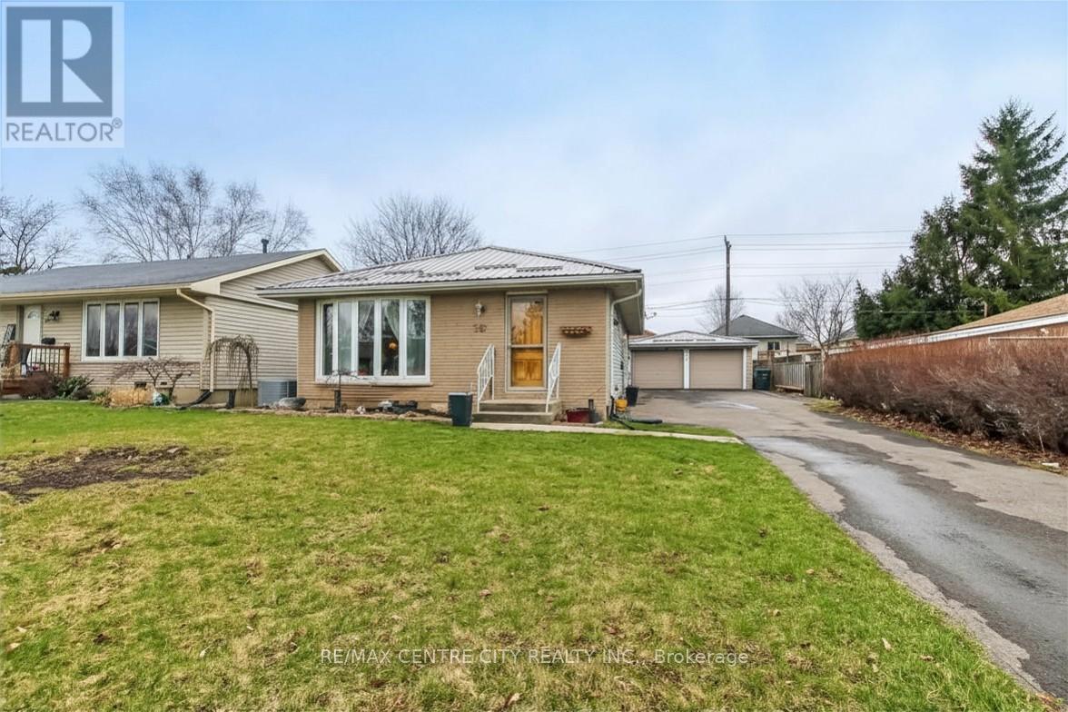 26 Manor Road, St. Thomas, Ontario  N5R 5C9 - Photo 25 - X12950506