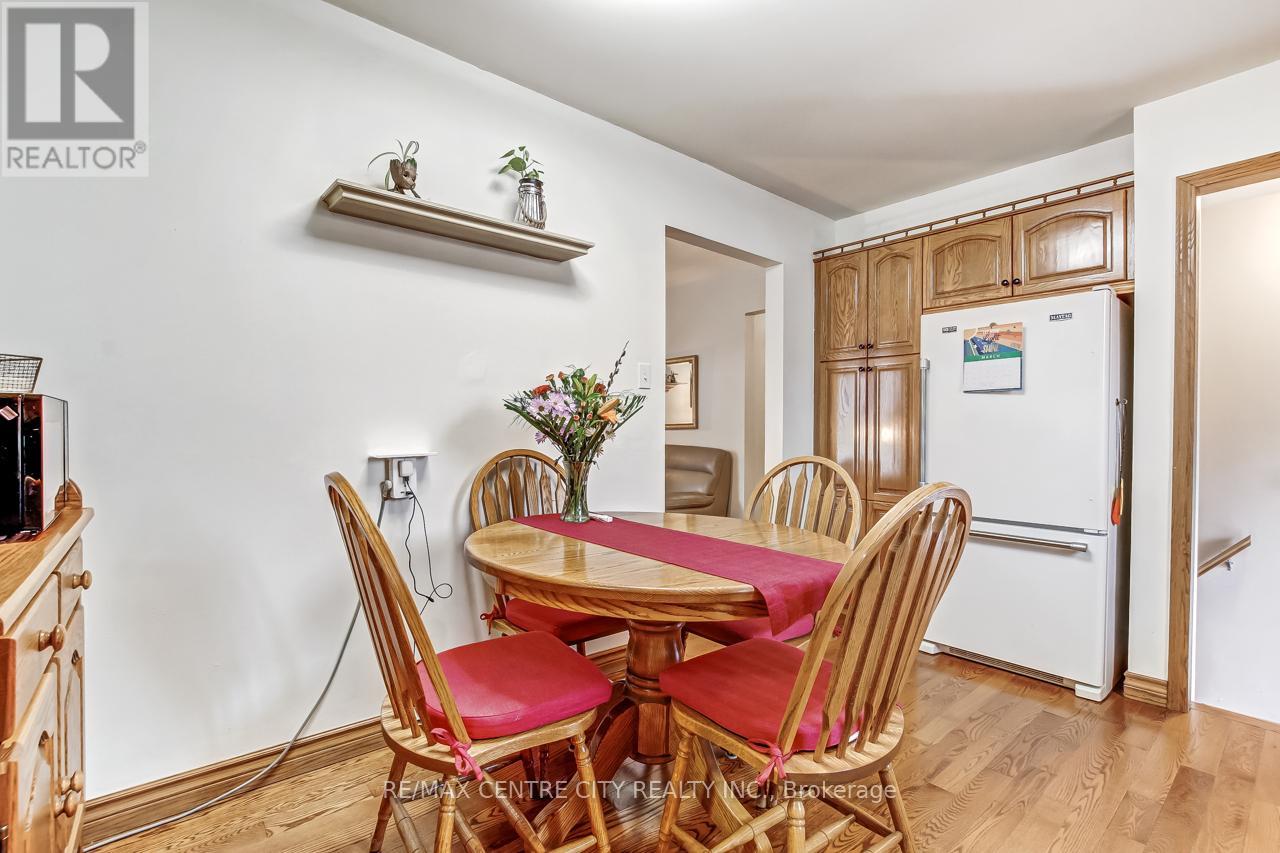 26 Manor Road, St. Thomas, Ontario  N5R 5C9 - Photo 8 - X12950506