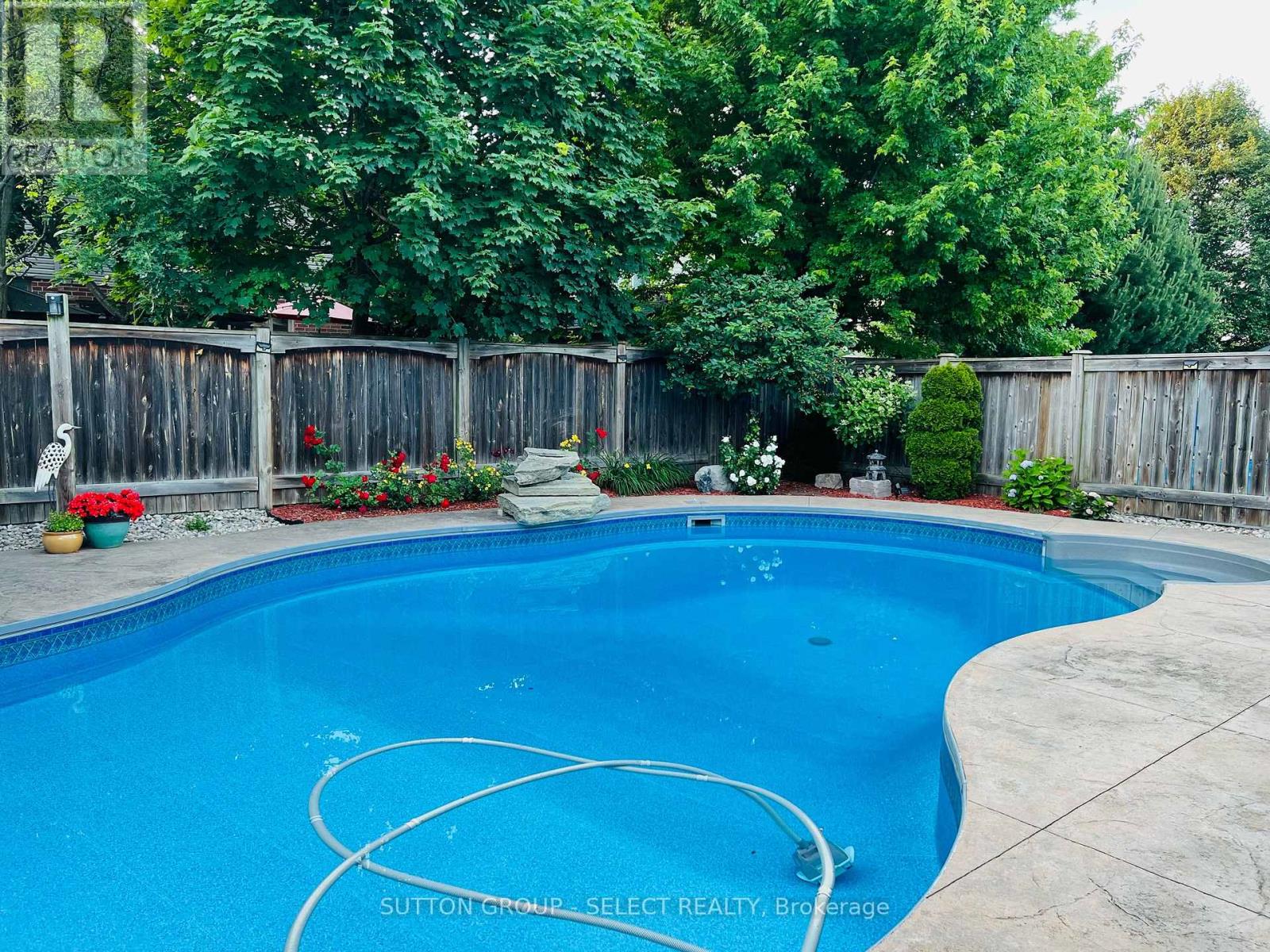 294 Berryhill Drive, London North, Ontario  N5X 4M4 - Photo 2 - X12950542