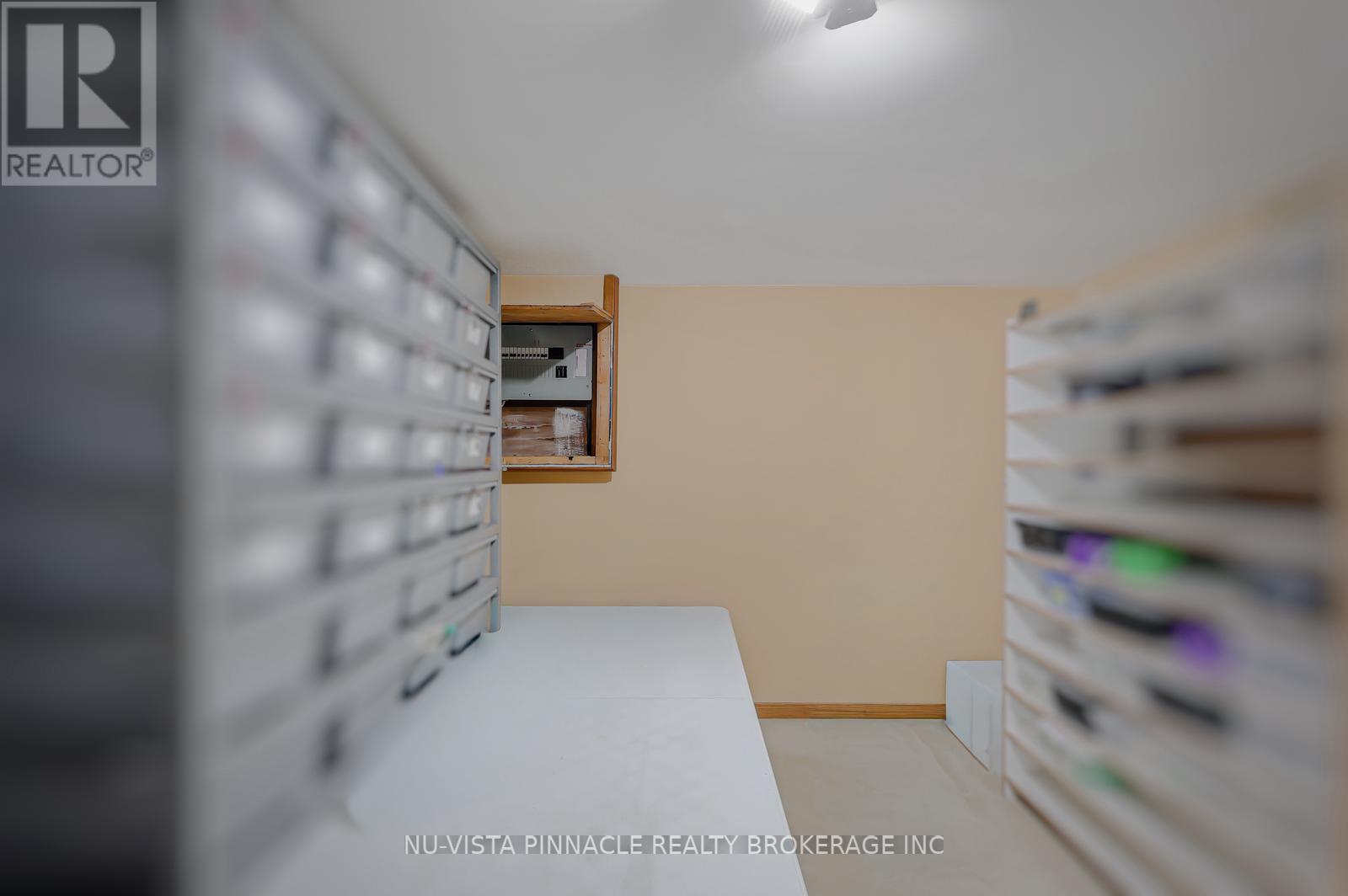 1911 Crystal Crescent, London East, Ontario  N5V 1H5 - Photo 28 - X12950594