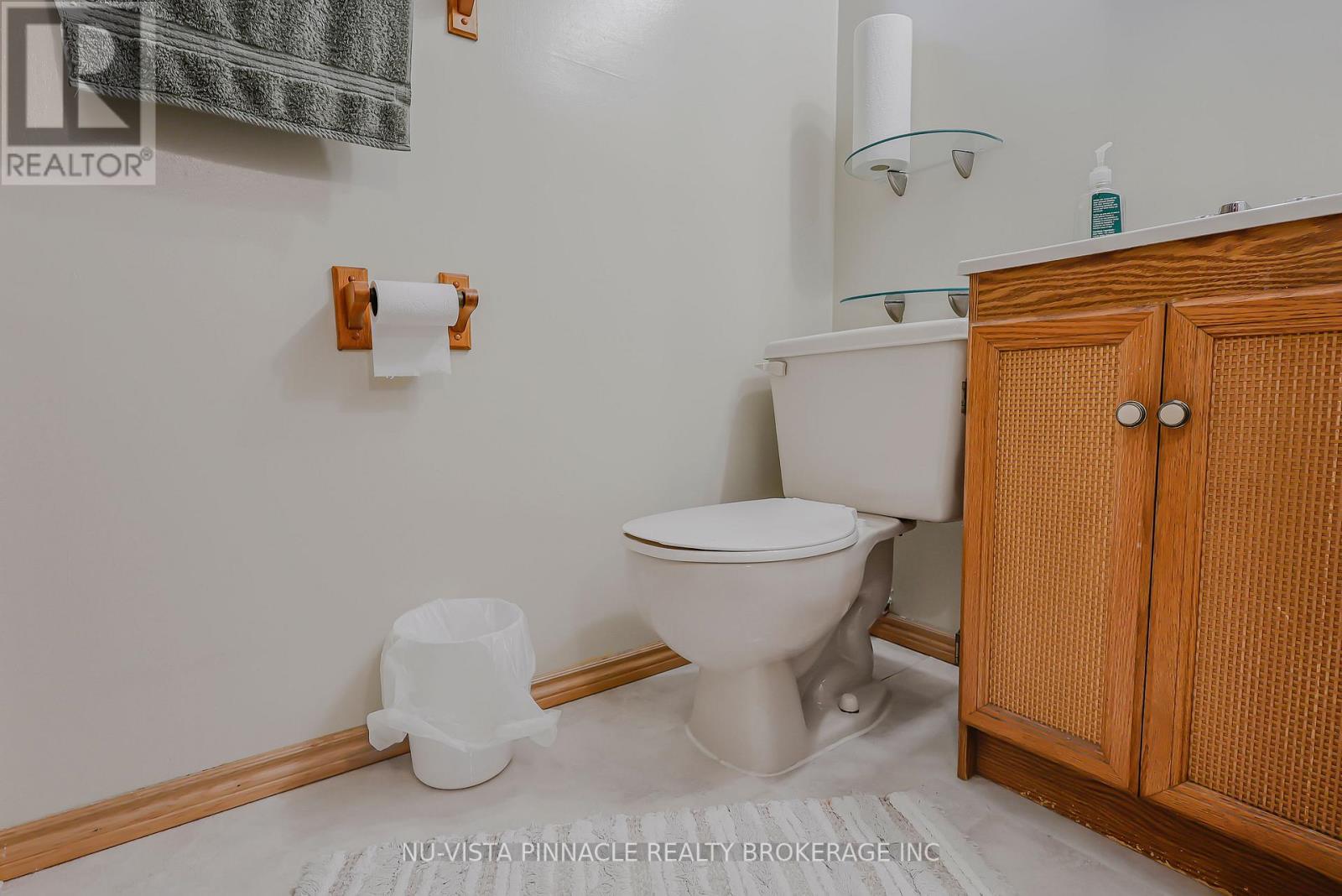 1911 Crystal Crescent, London East, Ontario  N5V 1H5 - Photo 30 - X12950594