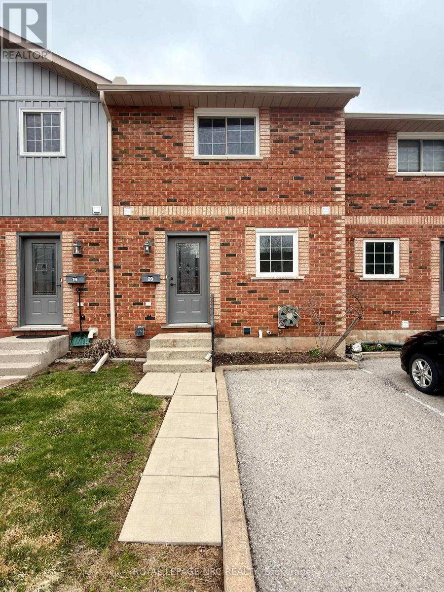 20 - 110 SILVAN DRIVE, Welland, Ontario