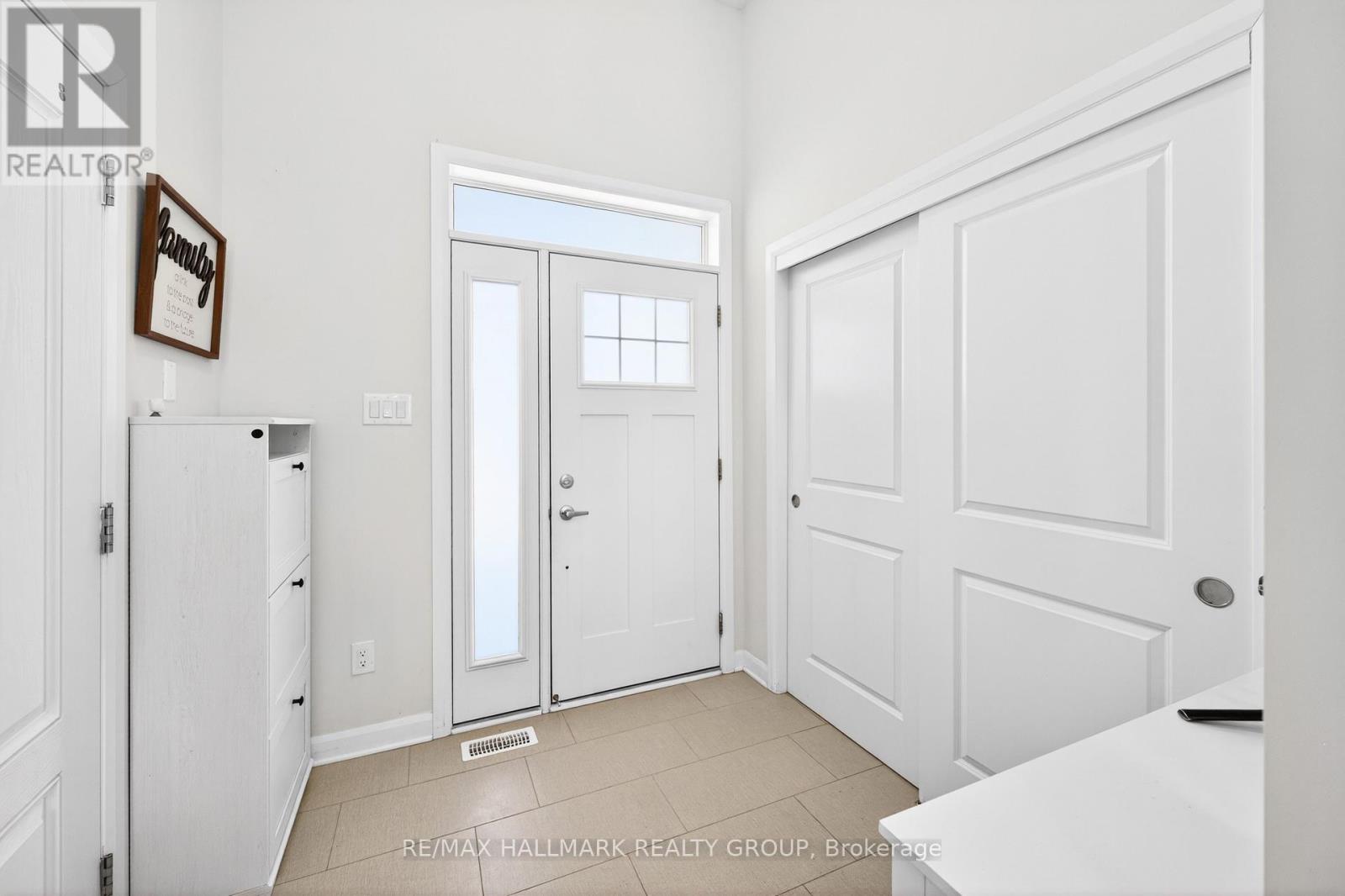 562 Clemency Crescent, Ottawa, Ontario  K2J 6R8 - Photo 2 - X12950280