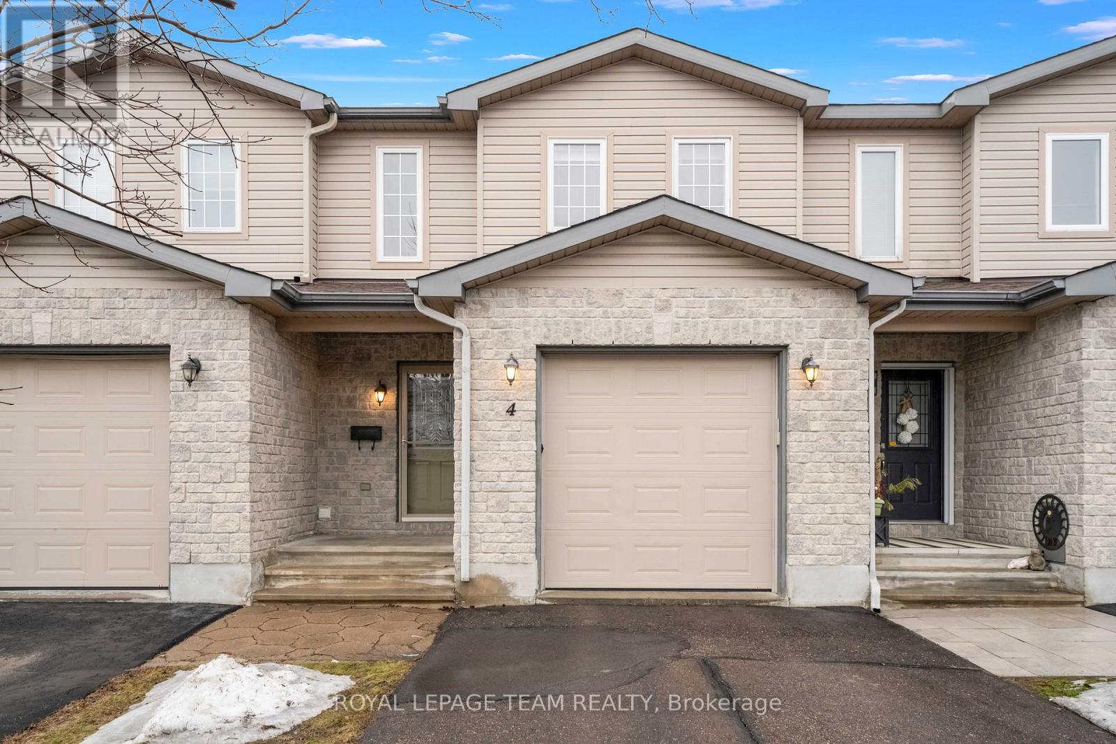 4 John Findlay Terrace, Arnprior, Ontario  K7S 3Z3 - Photo 2 - X12950312