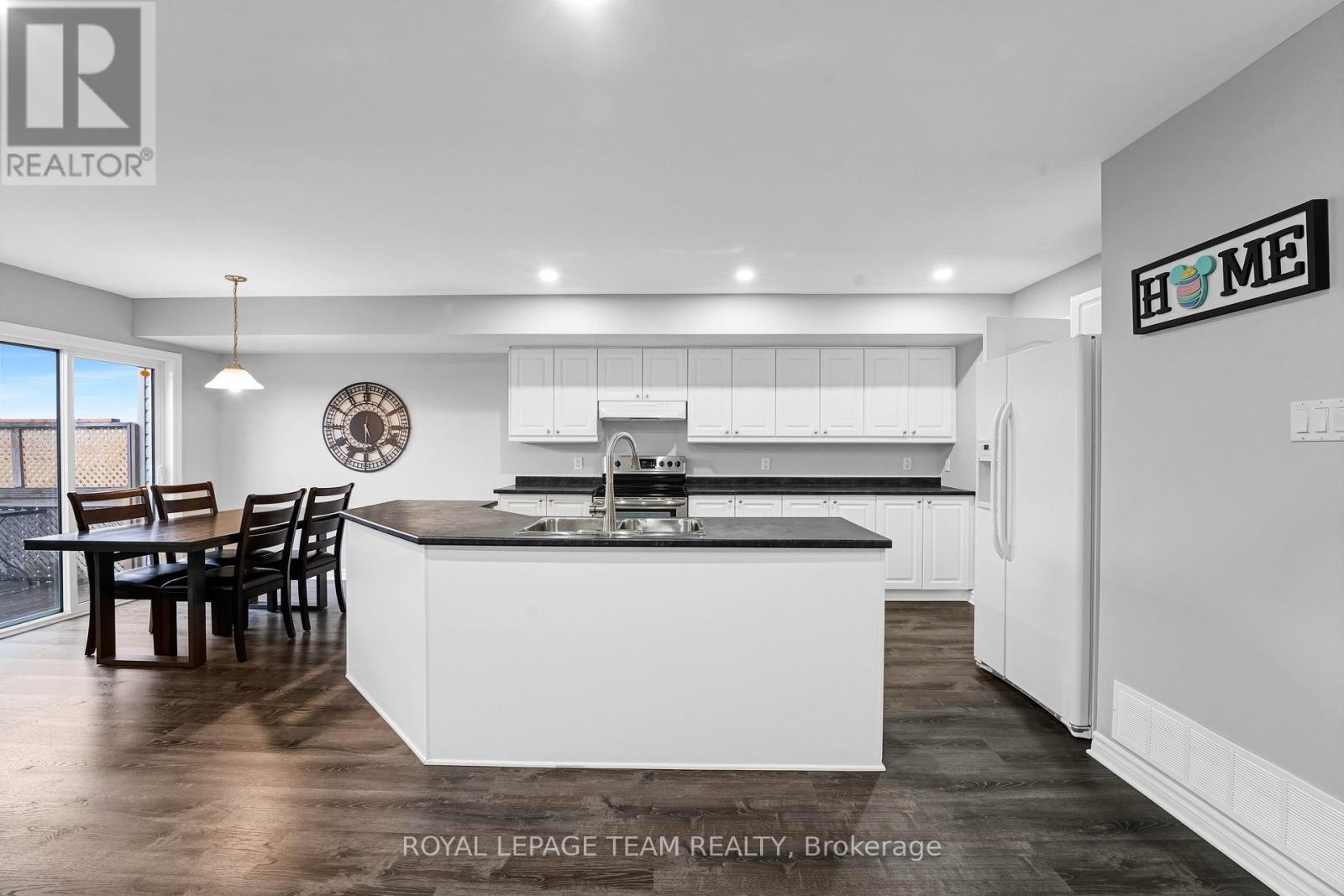 4 John Findlay Terrace, Arnprior, Ontario  K7S 3Z3 - Photo 8 - X12950312