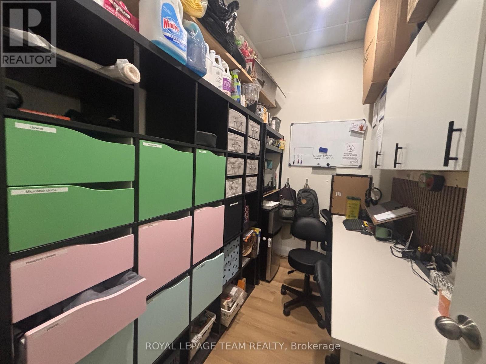 2730 Iris Street, Ottawa, Ontario  K2C 1E6 - Photo 8 - X12950344