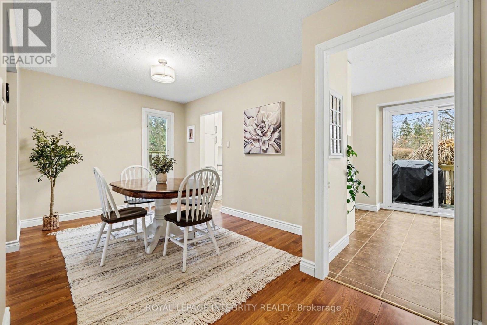 319 Stowe Court, Ottawa, Ontario  K2K 1Z6 - Photo 11 - X12950358