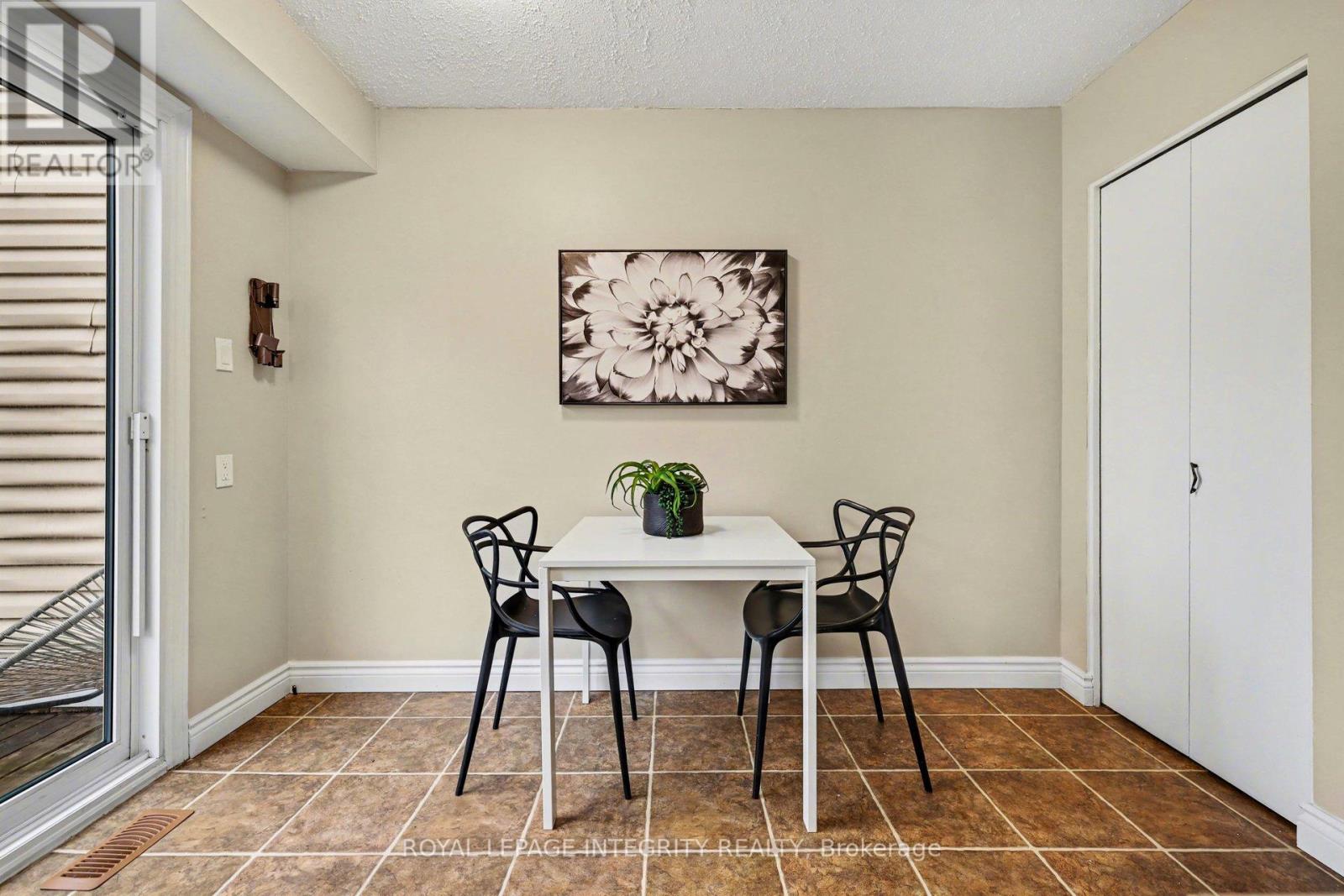 319 Stowe Court, Ottawa, Ontario  K2K 1Z6 - Photo 17 - X12950358