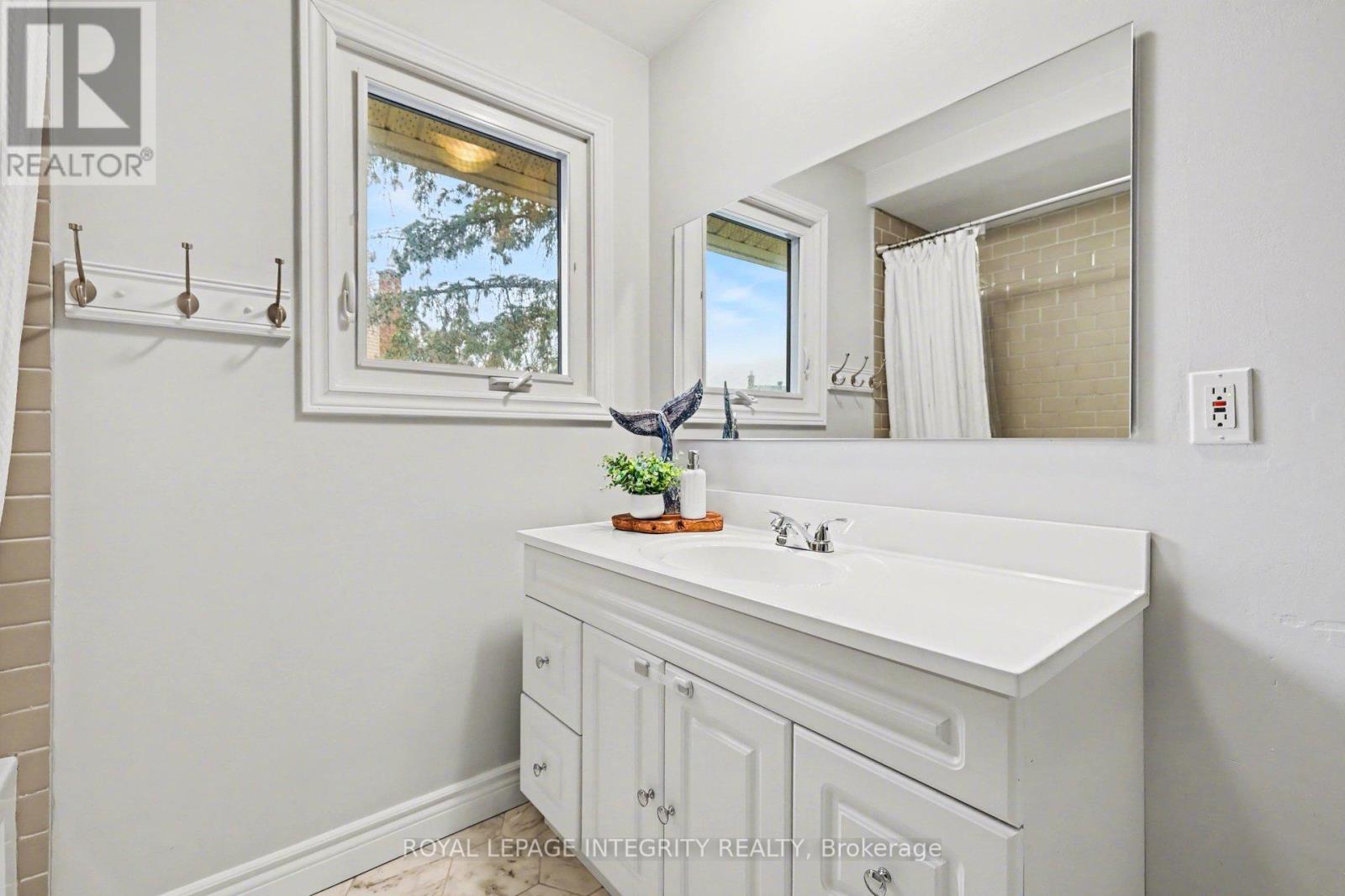 319 Stowe Court, Ottawa, Ontario  K2K 1Z6 - Photo 22 - X12950358