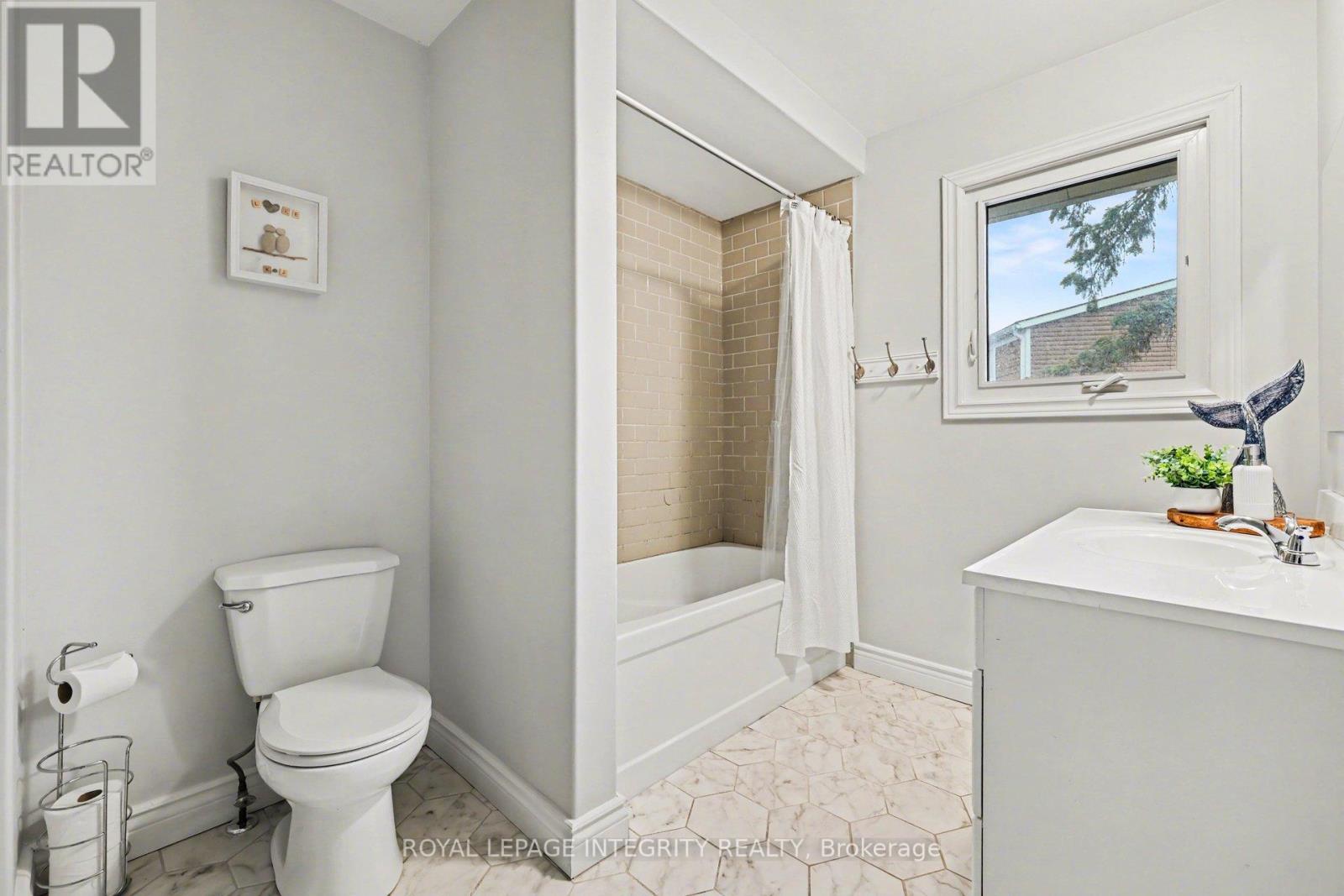 319 Stowe Court, Ottawa, Ontario  K2K 1Z6 - Photo 23 - X12950358