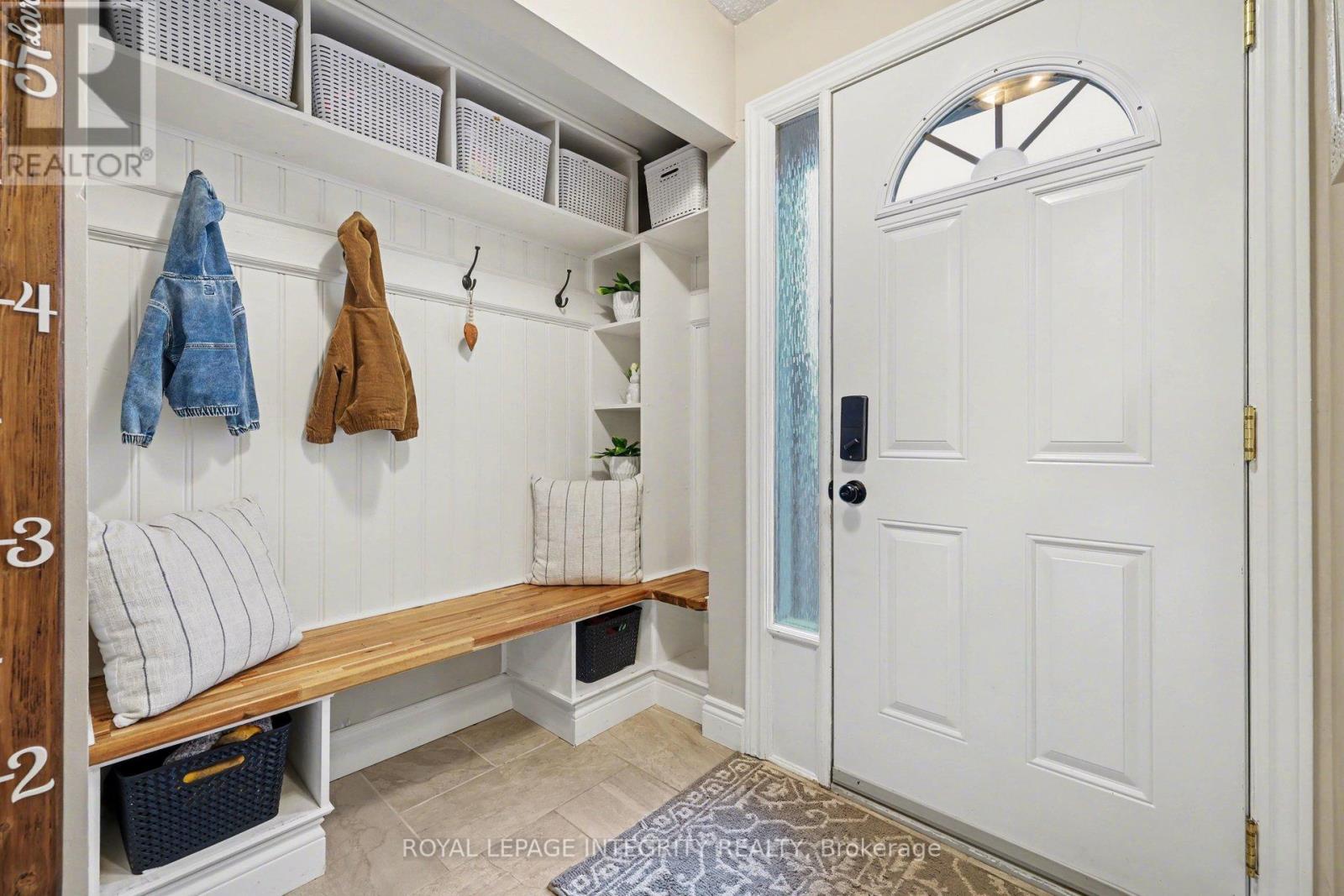 319 Stowe Court, Ottawa, Ontario  K2K 1Z6 - Photo 4 - X12950358