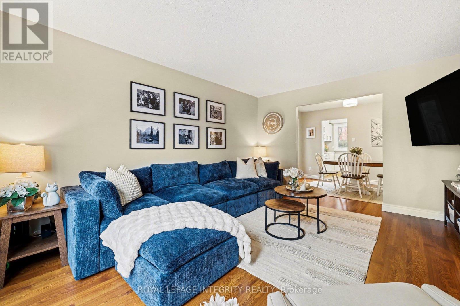 319 Stowe Court, Ottawa, Ontario  K2K 1Z6 - Photo 8 - X12950358