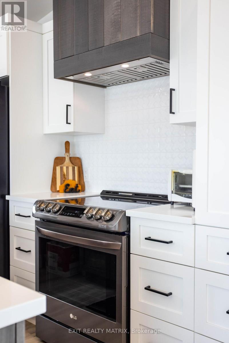 686 St Isidore Road, Casselman, Ontario  K0A 1M0 - Photo 17 - X12950382