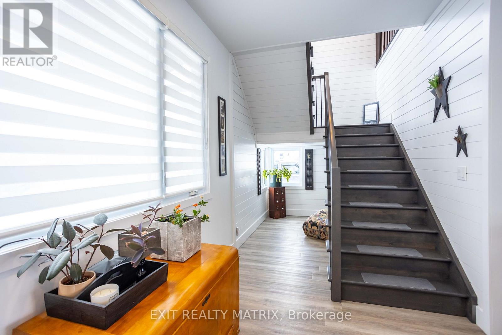 686 St Isidore Road, Casselman, Ontario  K0A 1M0 - Photo 7 - X12950382