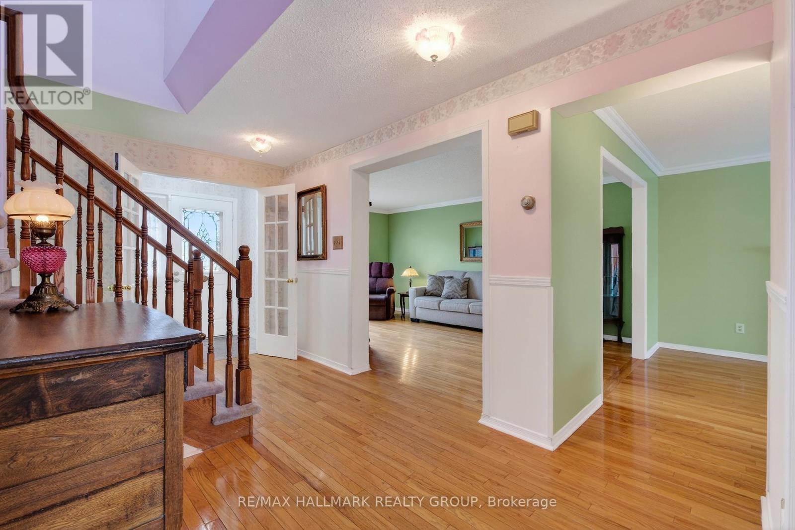 593 Du Buisson Crescent, Ottawa, Ontario  K4A 3A4 - Photo 7 - X12950386