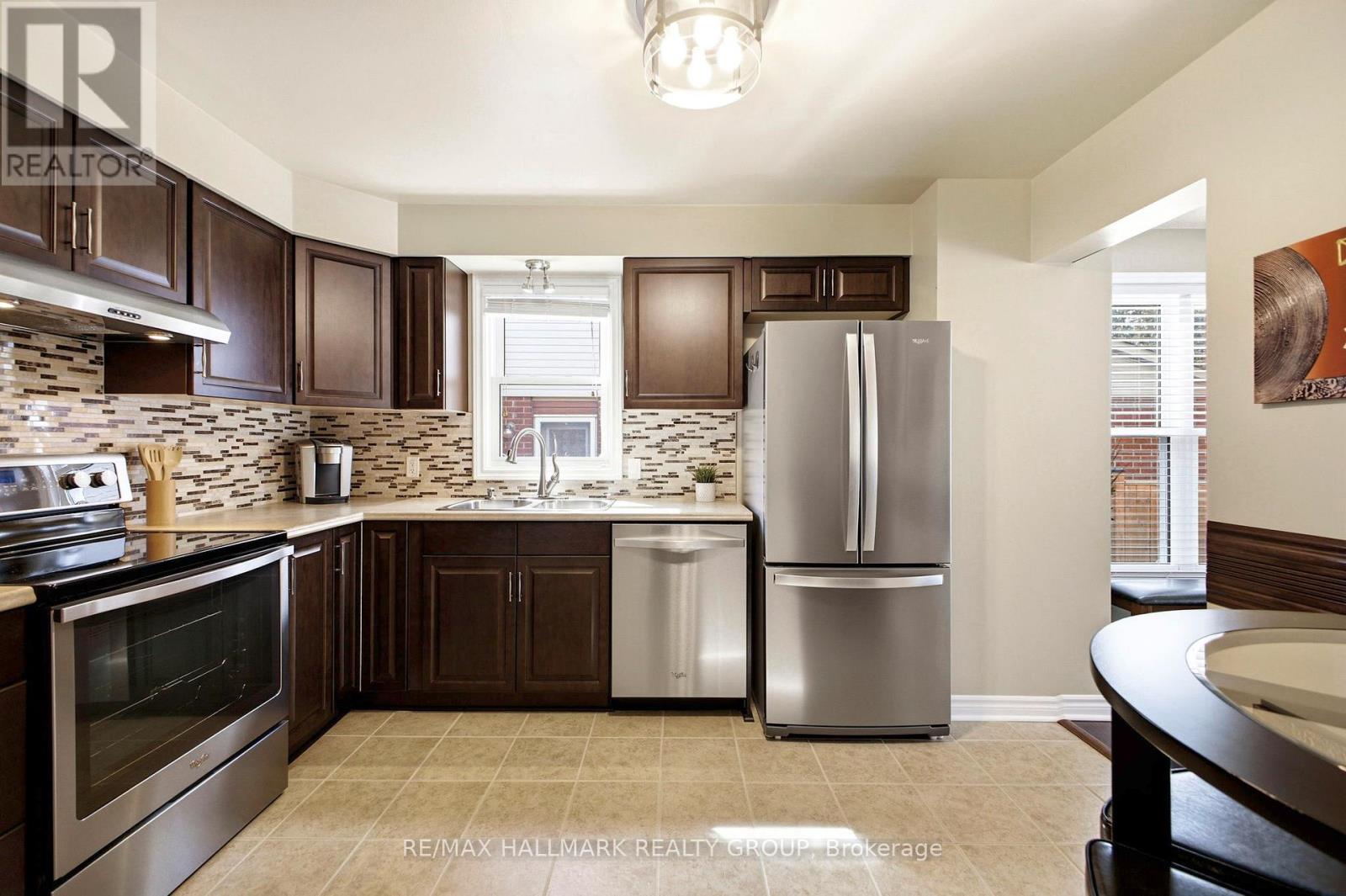 178 Equestrian Drive, Ottawa, Ontario  K2M 2B9 - Photo 6 - X12950478