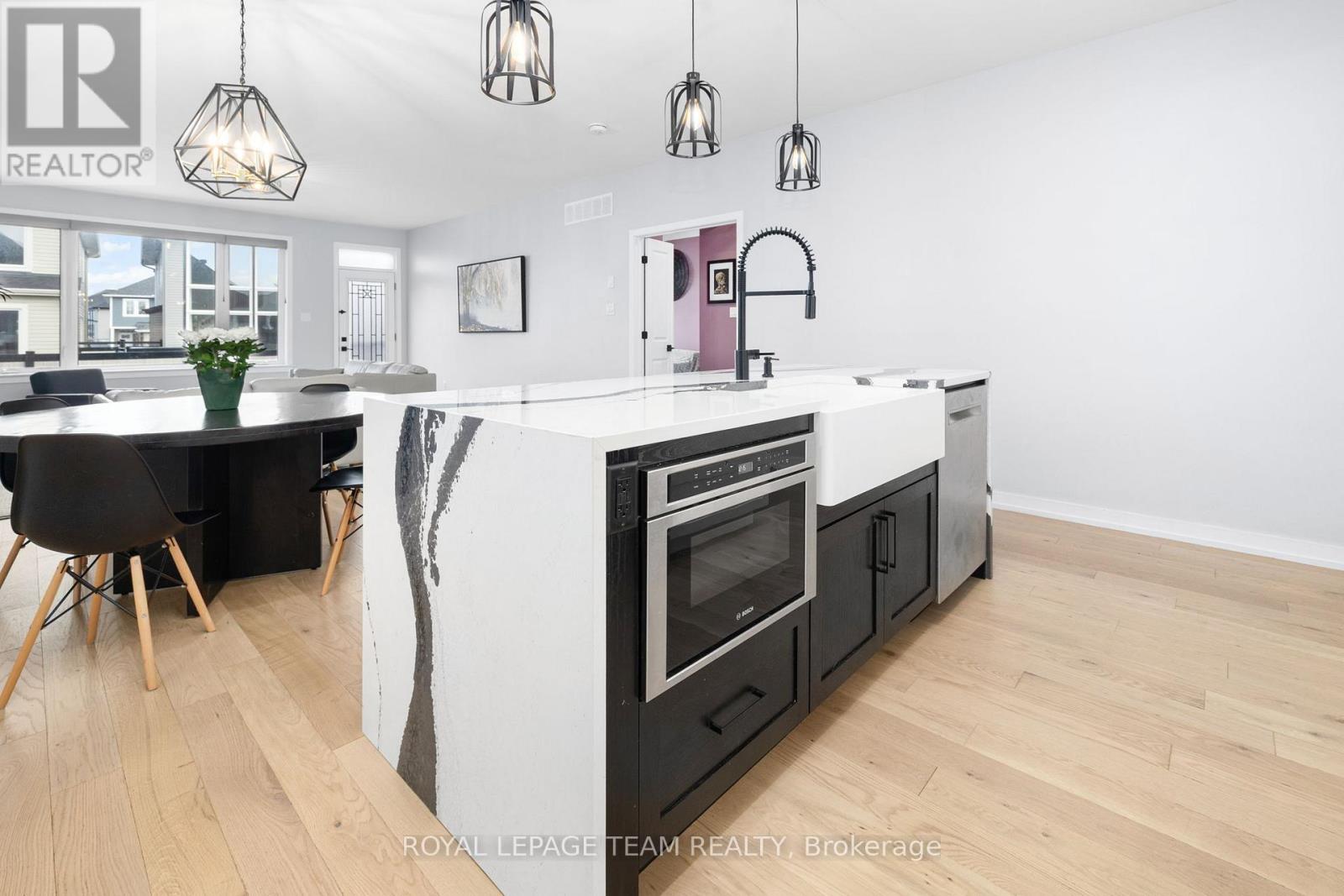 432 Gidran Circle, Ottawa, Ontario  K2V 0P5 - Photo 10 - X12950596