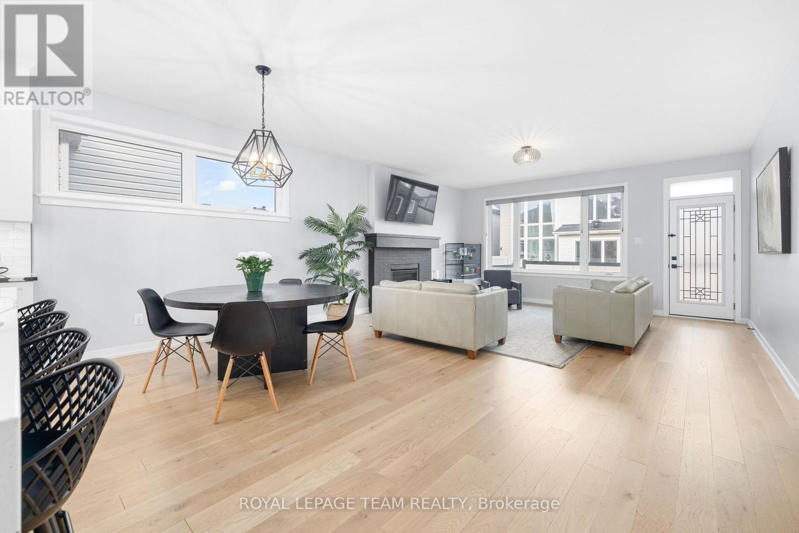 432 Gidran Circle, Ottawa, Ontario  K2V 0P5 - Photo 12 - X12950596