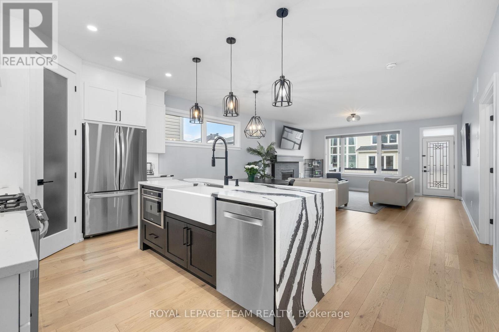 432 Gidran Circle, Ottawa, Ontario  K2V 0P5 - Photo 6 - X12950596