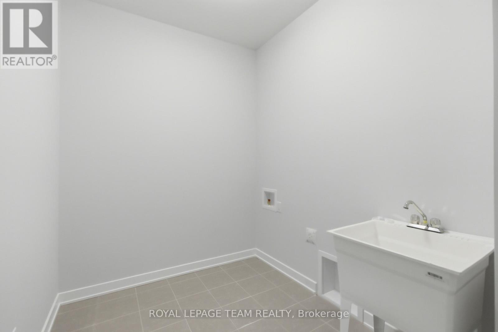 115 Viburnum Terrace, Ottawa, Ontario  K0A 2Z0 - Photo 28 - X12950626