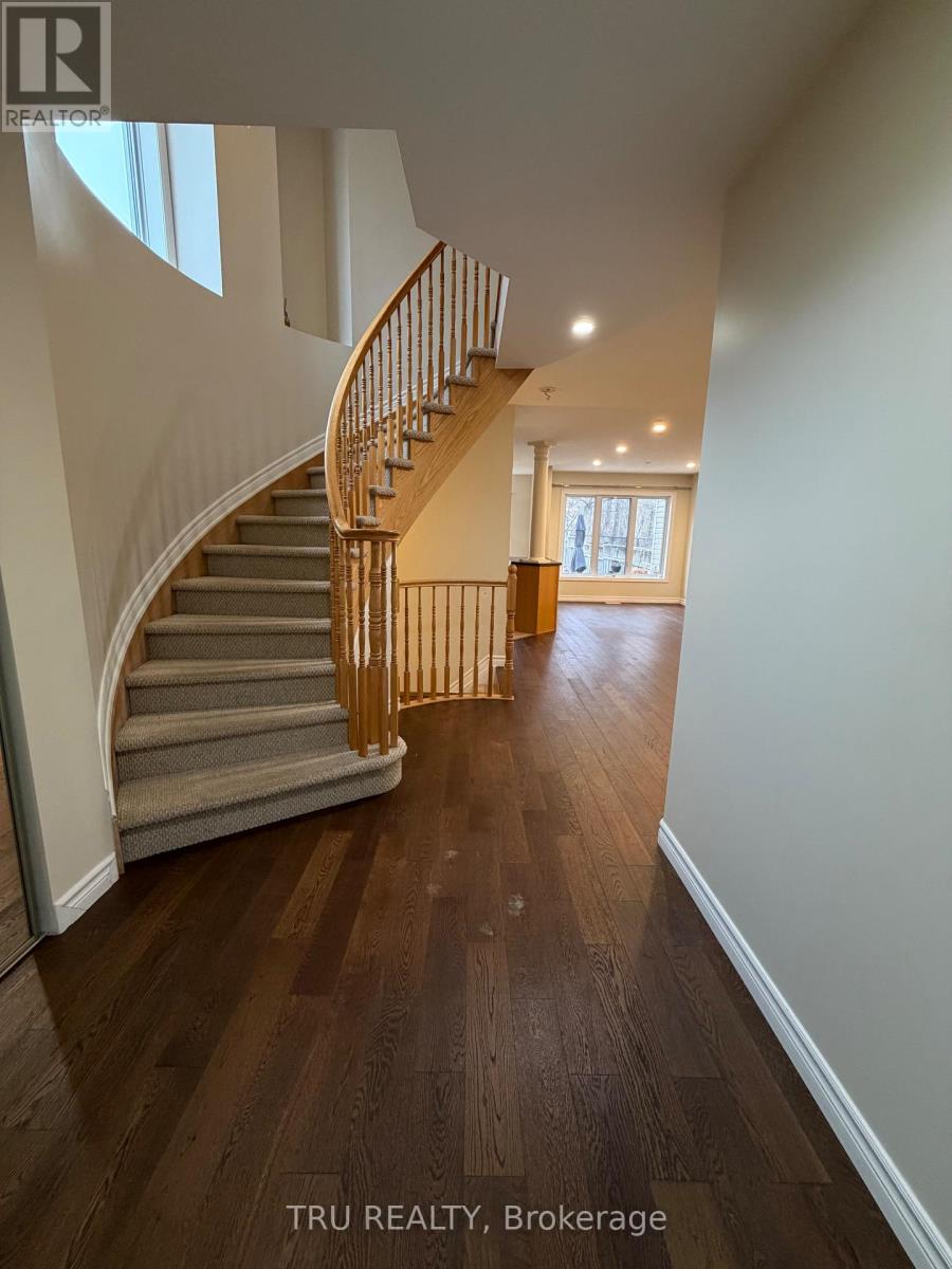 291 Serena Way, Ottawa, Ontario  K2G 4P5 - Photo 2 - X12950628