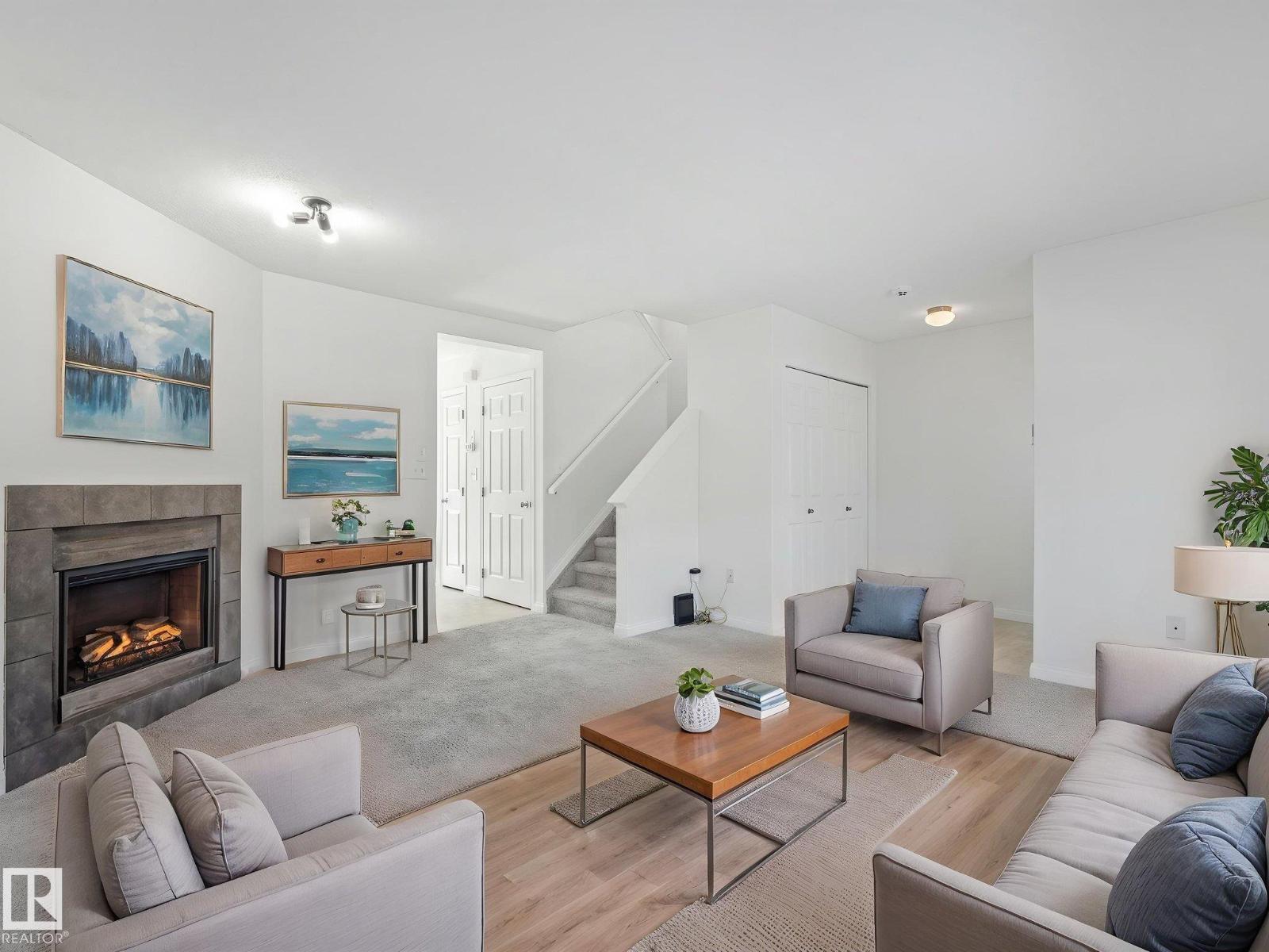 675 Mcallister Lo Sw, Edmonton, Alberta  T6W 1M6 - Photo 2 - E4480187