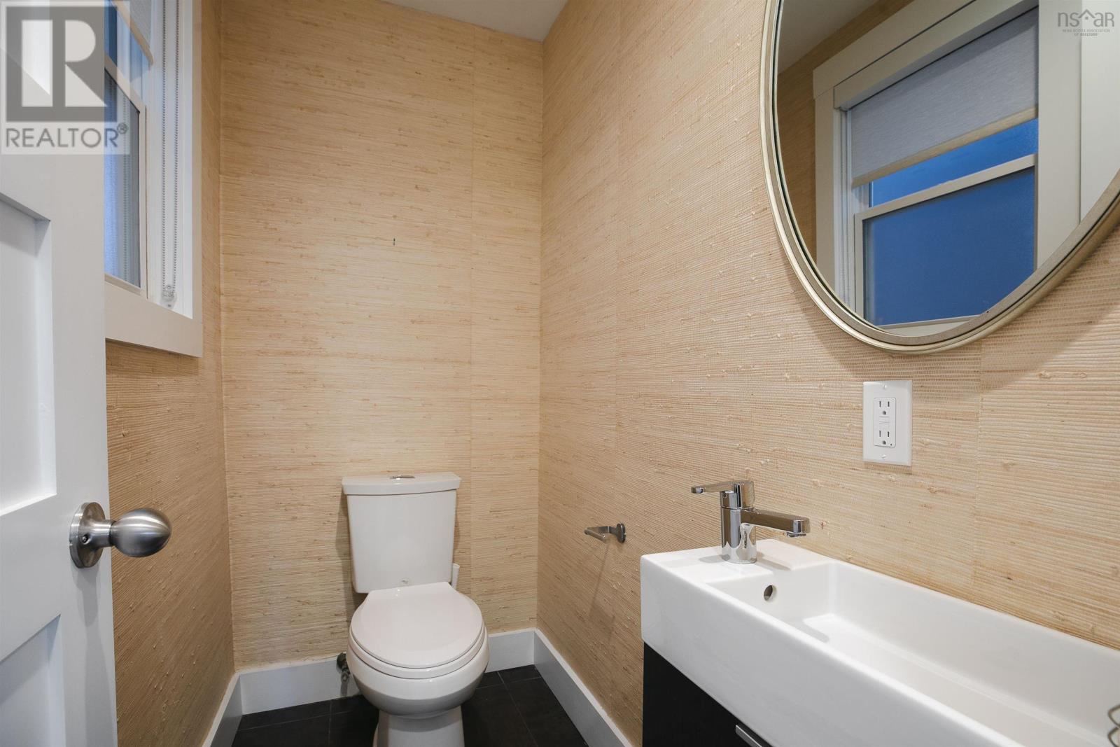 5567 Black Street, Halifax, Nova Scotia  B3K 1P8 - Photo 31 - 202605407