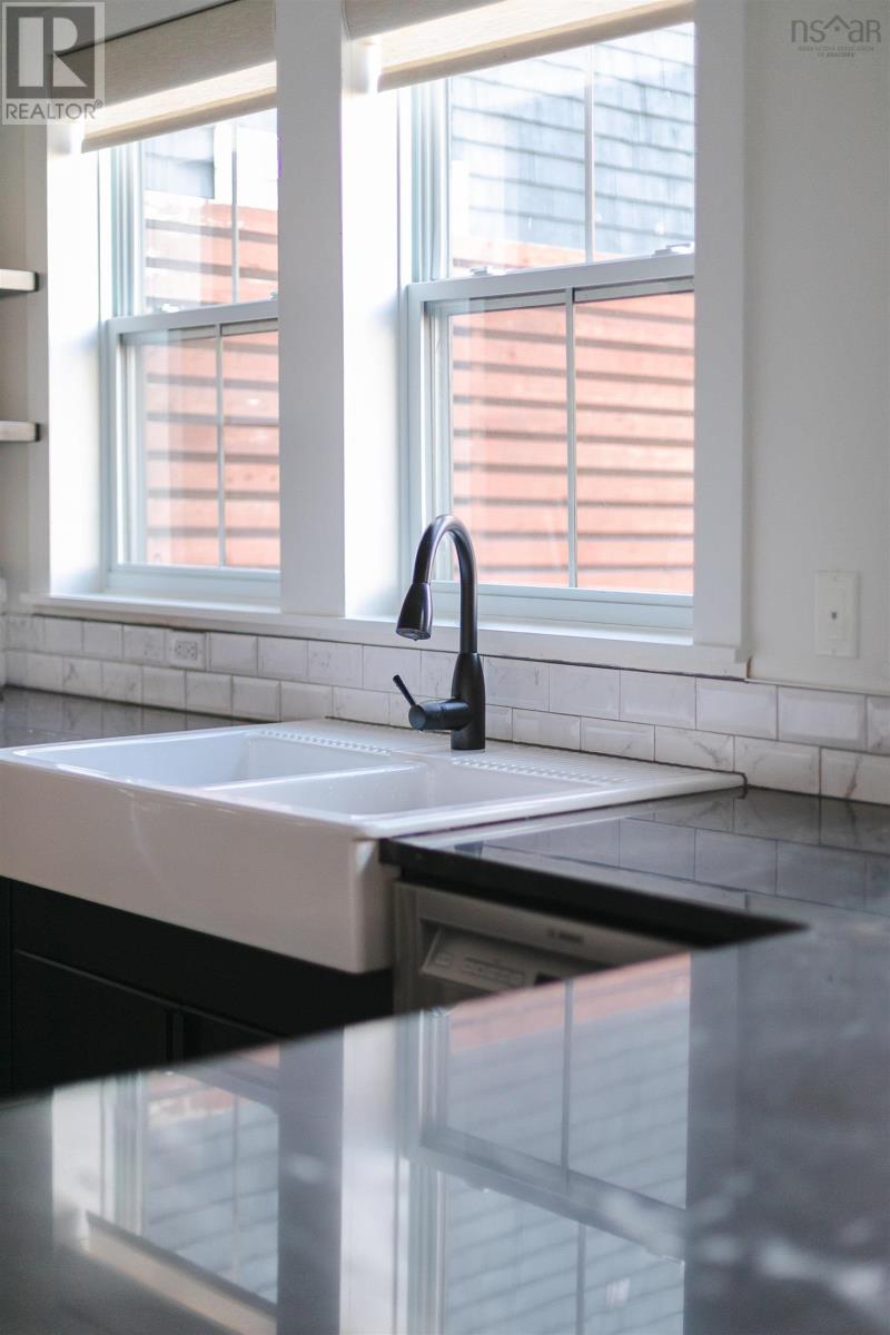 5567 Black Street, Halifax, Nova Scotia  B3K 1P8 - Photo 28 - 202605407