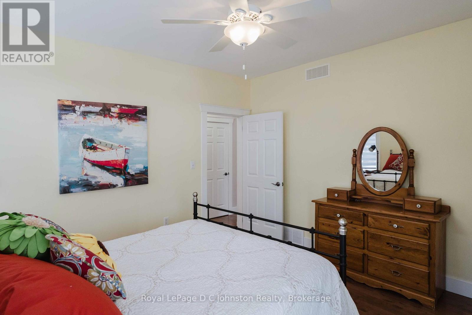 44 Eastgate Drive, Saugeen Shores, Ontario  N0H 2L0 - Photo 20 - X12782624