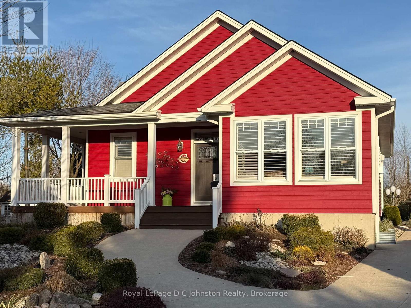 44 Eastgate Drive, Saugeen Shores, Ontario  N0H 2L0 - Photo 2 - X12782624