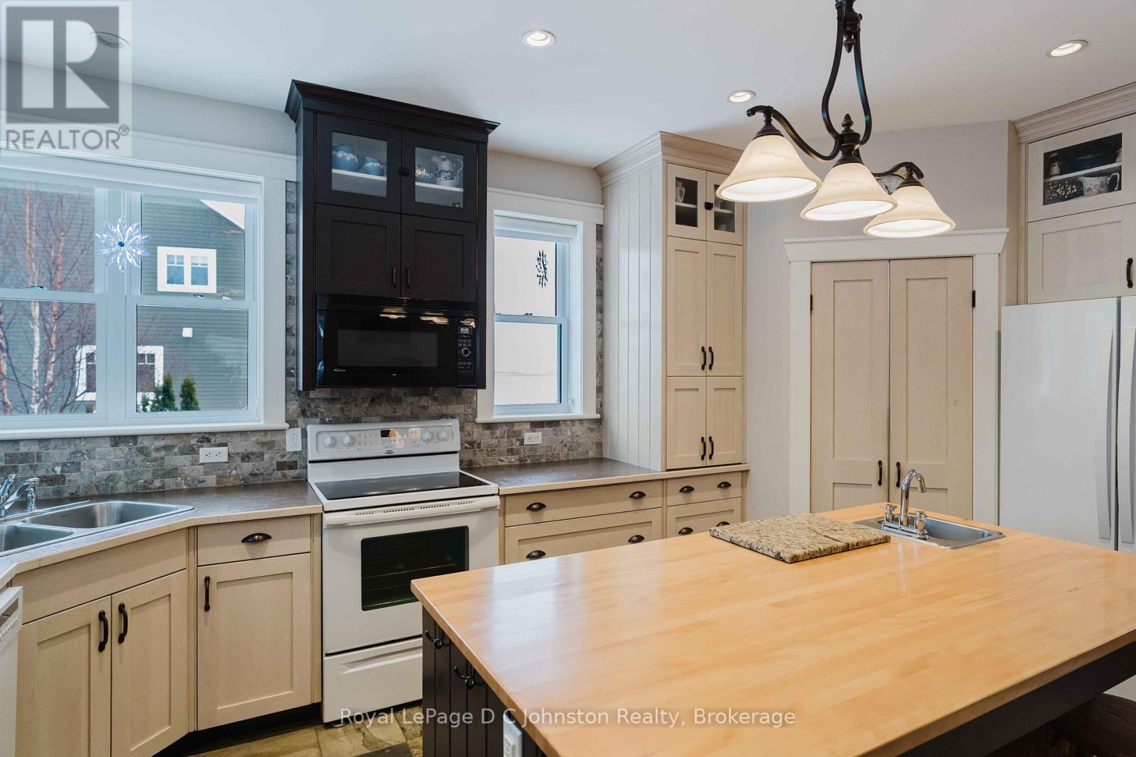 44 Eastgate Drive, Saugeen Shores, Ontario  N0H 2L0 - Photo 14 - X12782624