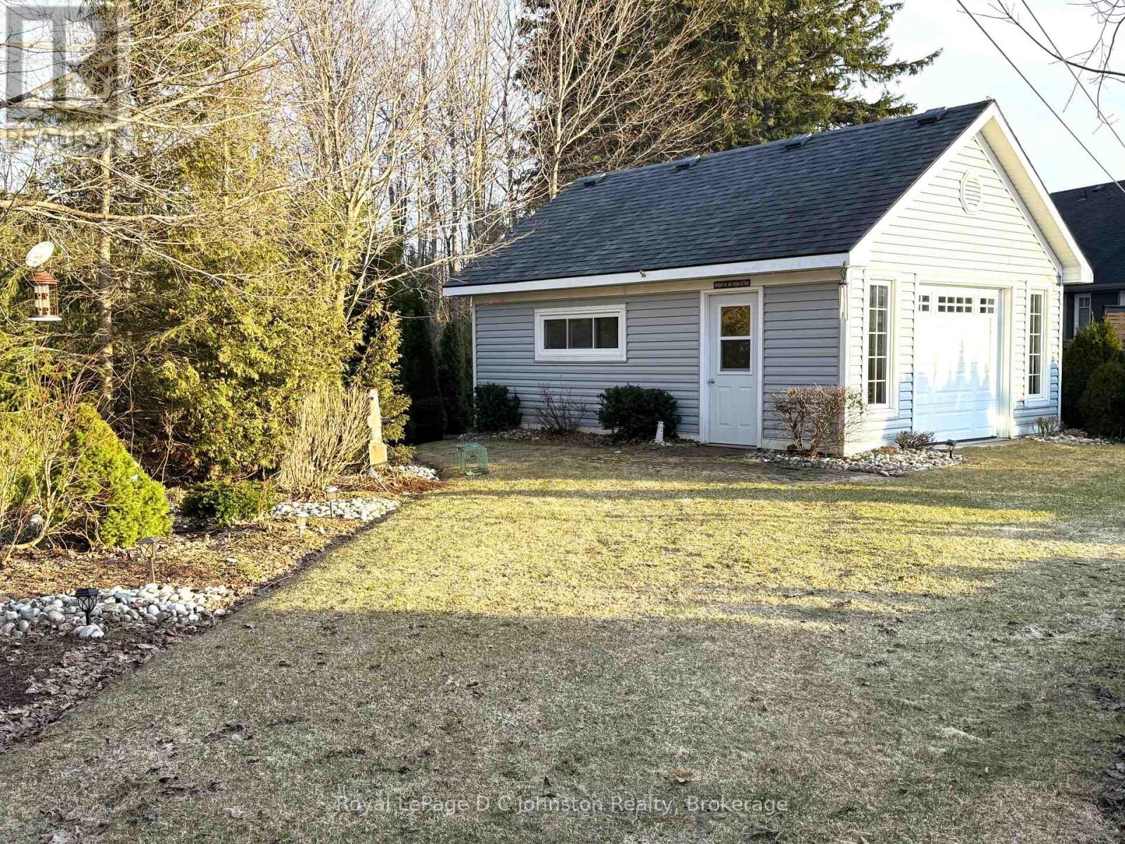 44 Eastgate Drive, Saugeen Shores, Ontario  N0H 2L0 - Photo 5 - X12782624