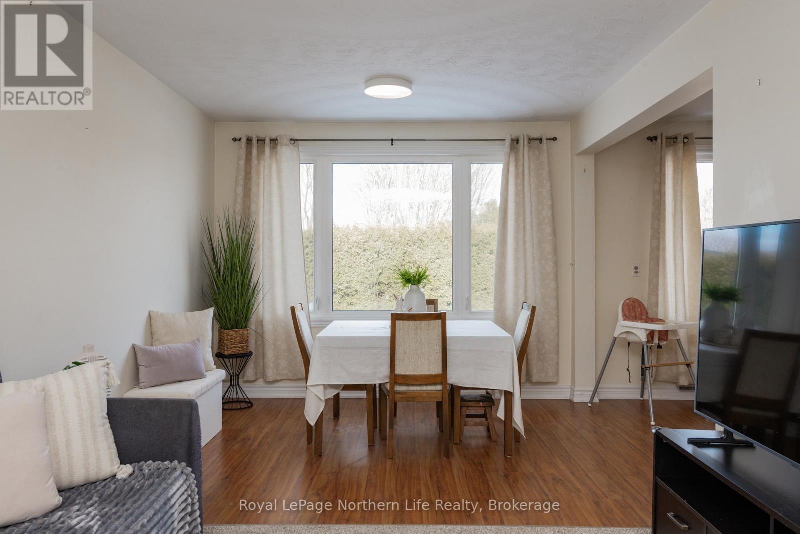 47 Harris Drive, North Bay, Ontario  P1A 3Z1 - Photo 10 - X12950256