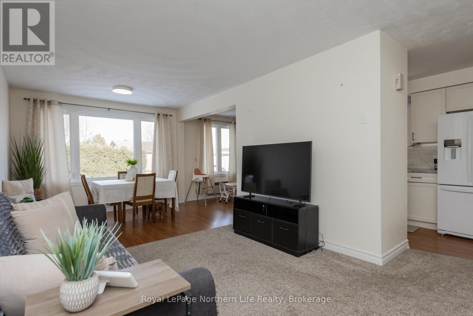 47 Harris Drive, North Bay, Ontario  P1A 3Z1 - Photo 6 - X12950256