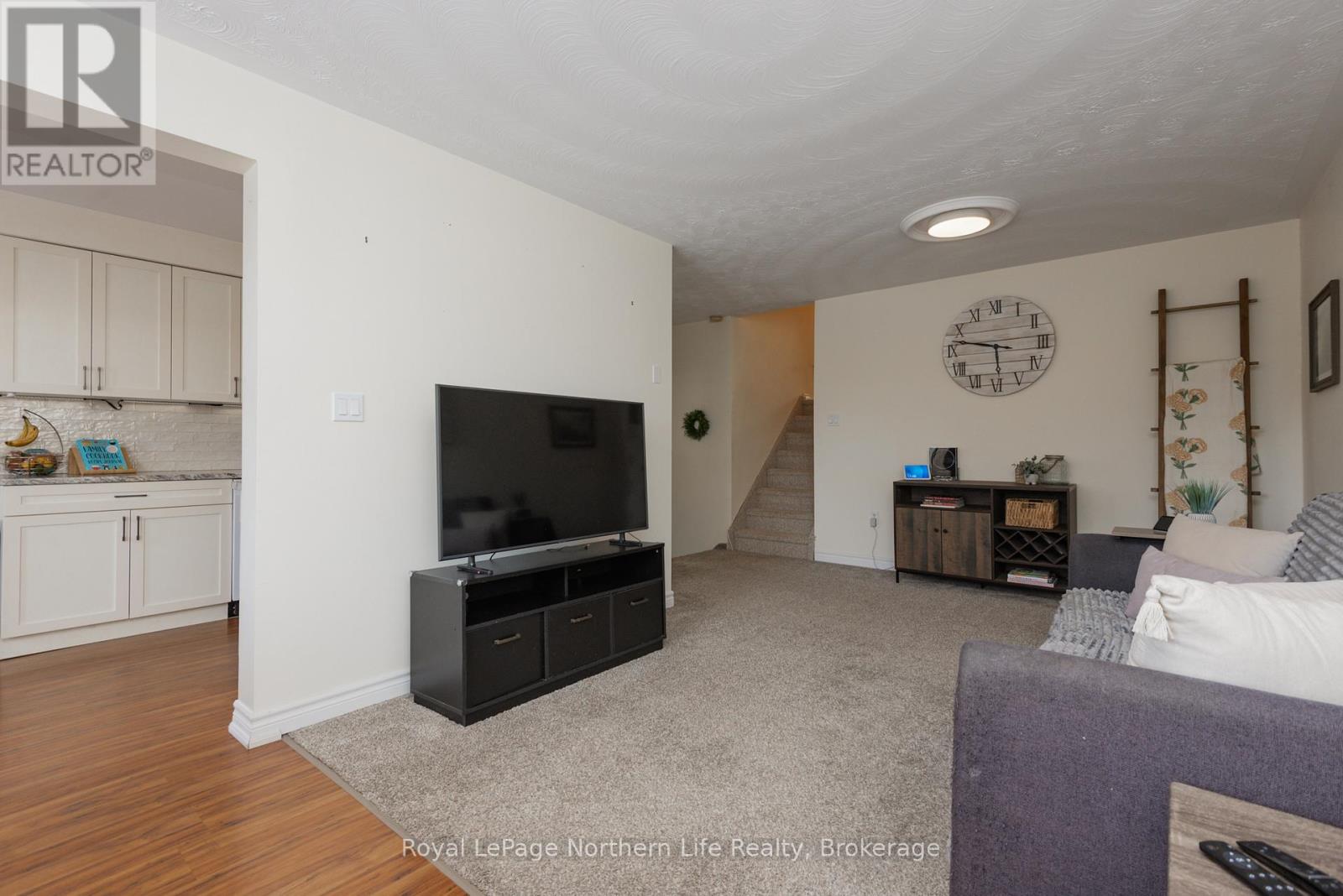 47 Harris Drive, North Bay, Ontario  P1A 3Z1 - Photo 9 - X12950256