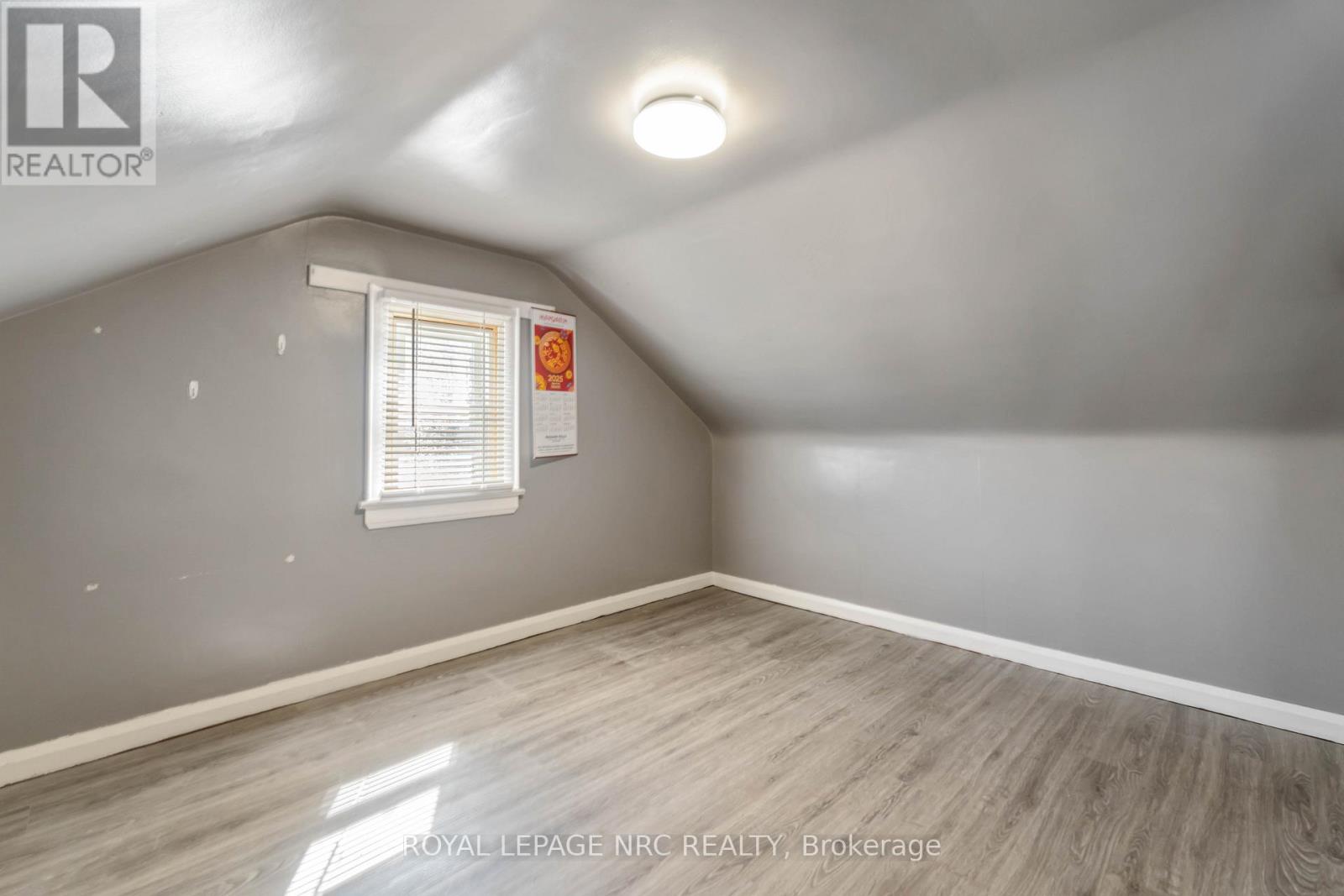 103 Clare Avenue, Port Colborne, Ontario  L3K 5H6 - Photo 18 - X12950292