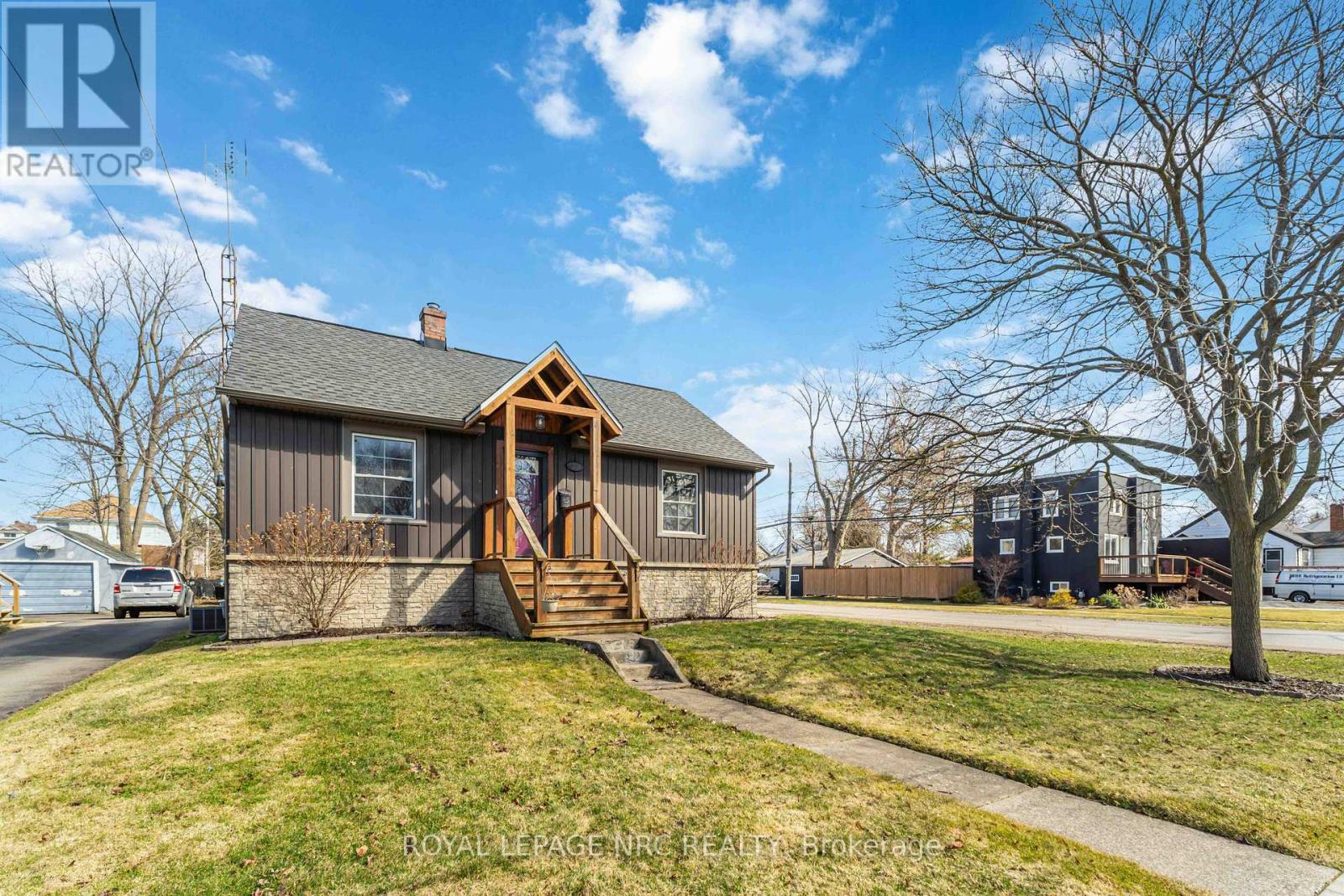 103 Clare Avenue, Port Colborne, Ontario  L3K 5H6 - Photo 3 - X12950292