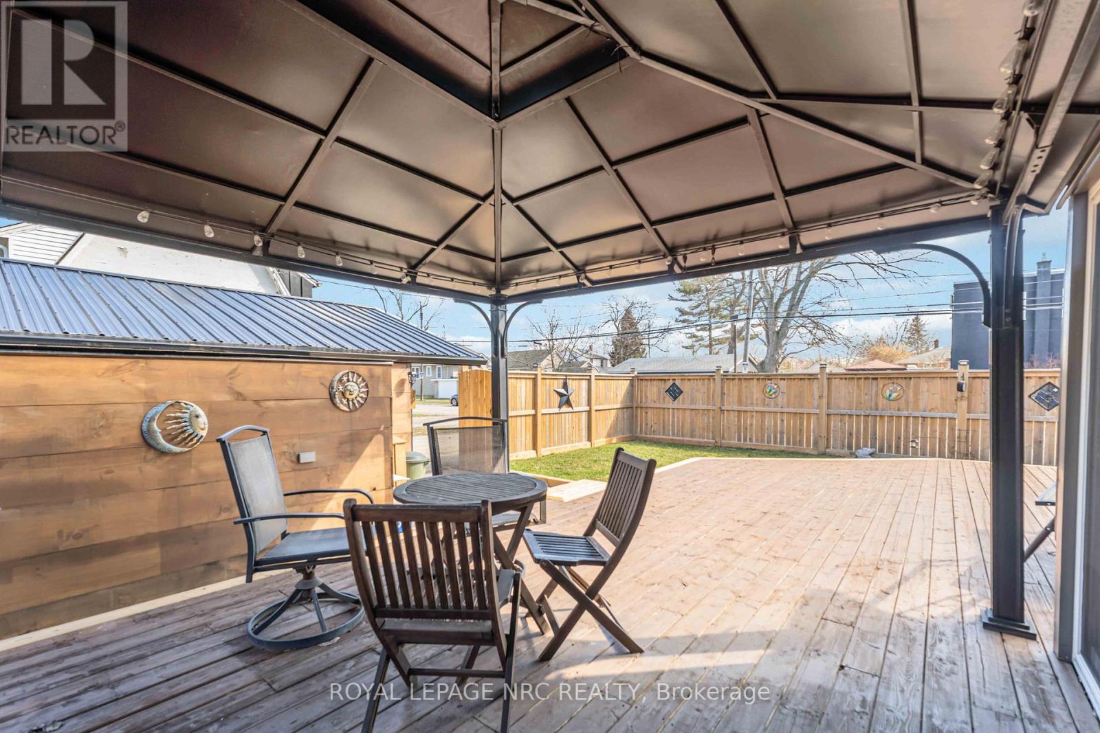 103 Clare Avenue, Port Colborne, Ontario  L3K 5H6 - Photo 33 - X12950292