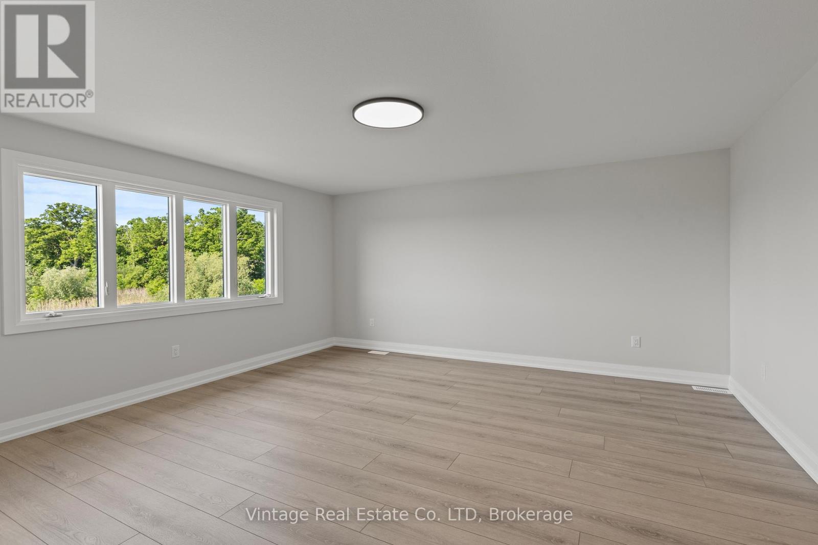 7455 Majestic Trail, Niagara Falls, Ontario  L2H 3V9 - Photo 15 - X12950332