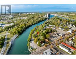 105 WEIR ROAD, Port Colborne, Ontario