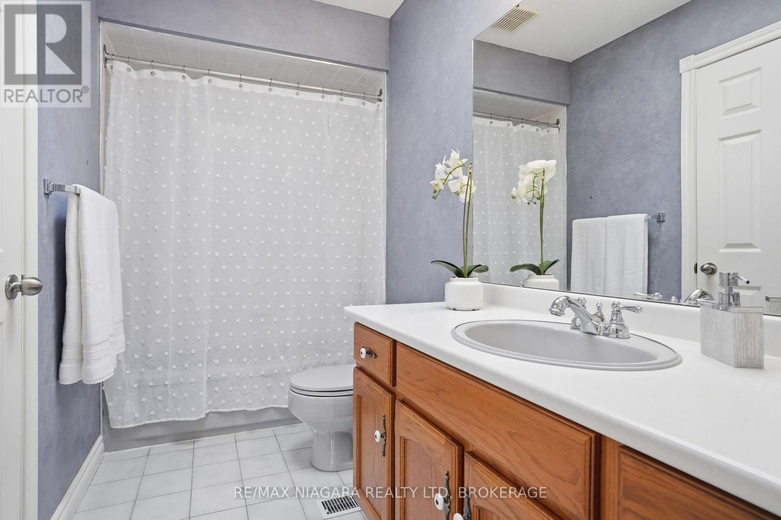 50 Henley Drive, St. Catharines, Ontario  L2N 4A9 - Photo 20 - X12950484