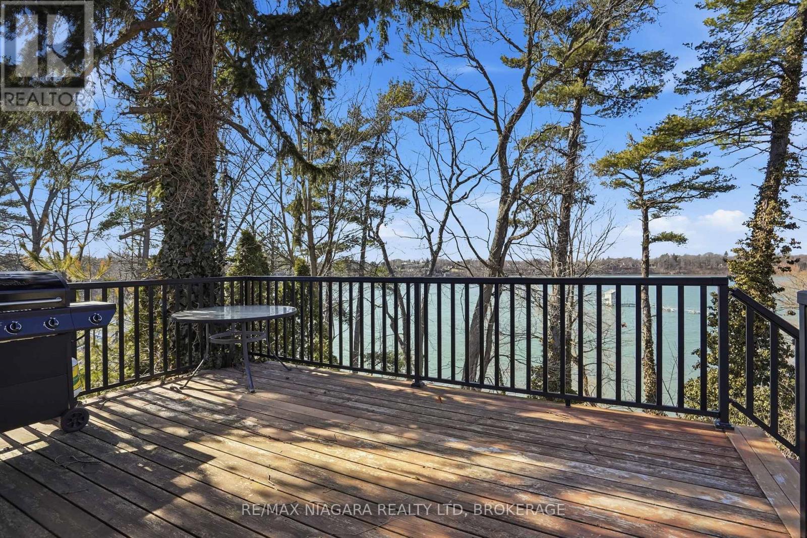 50 Henley Drive, St. Catharines, Ontario  L2N 4A9 - Photo 41 - X12950484