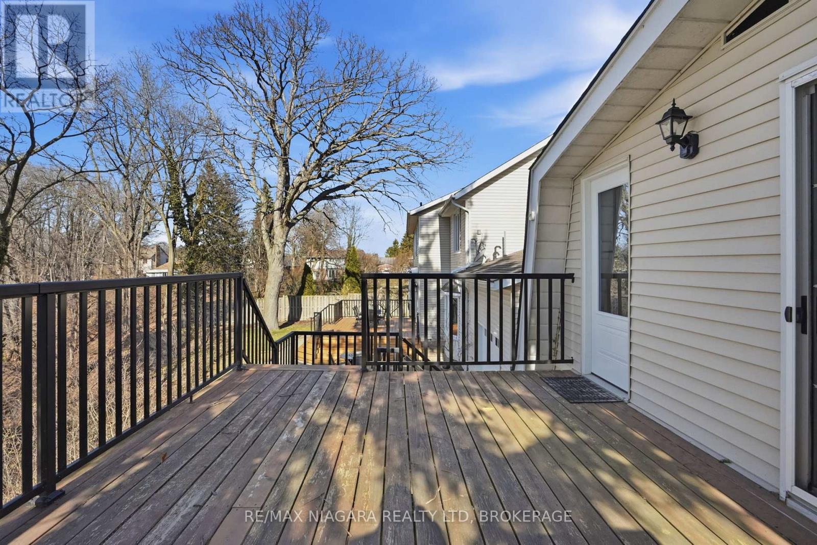 50 Henley Drive, St. Catharines, Ontario  L2N 4A9 - Photo 42 - X12950484