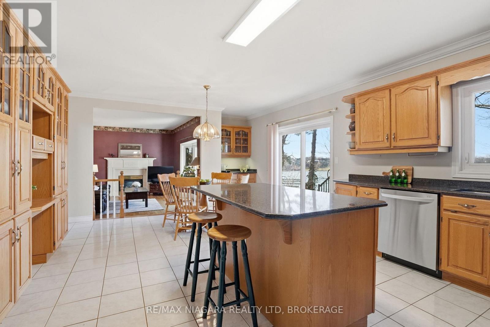 50 Henley Drive, St. Catharines, Ontario  L2N 4A9 - Photo 8 - X12950484