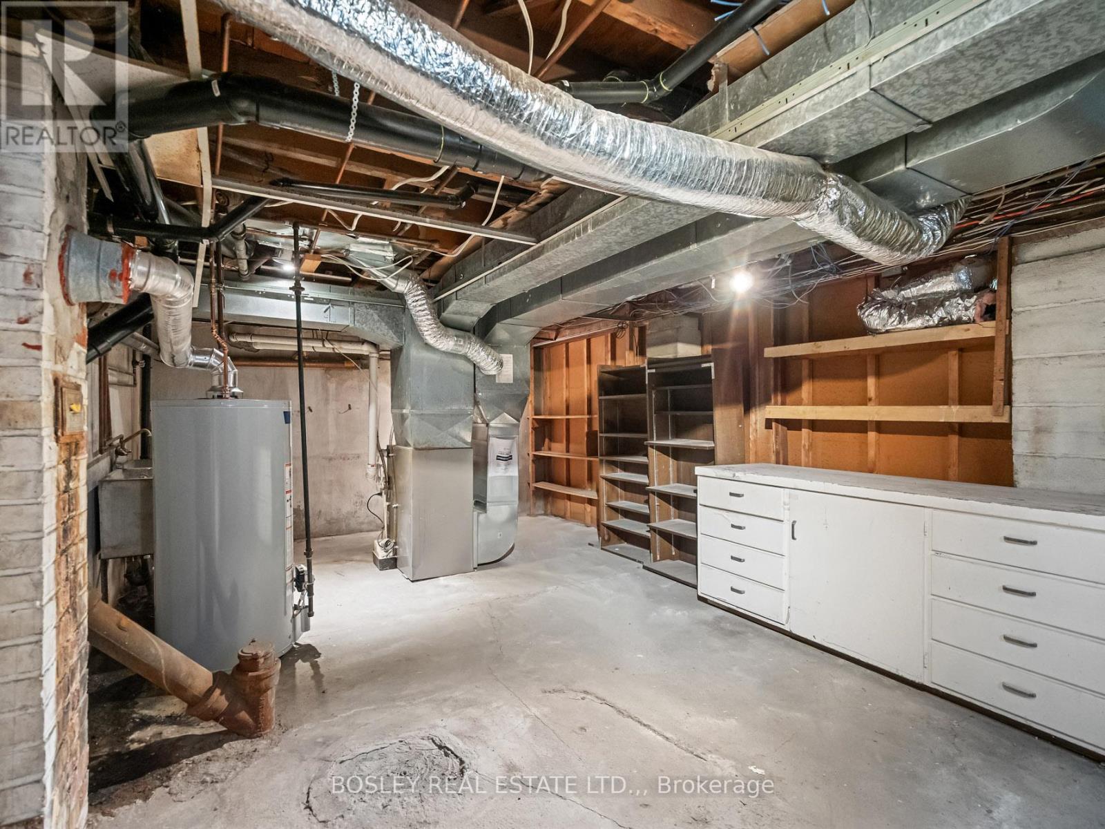 121 Oakdale Avenue, St. Catharines, Ontario  L2P 2L3 - Photo 45 - X12950496