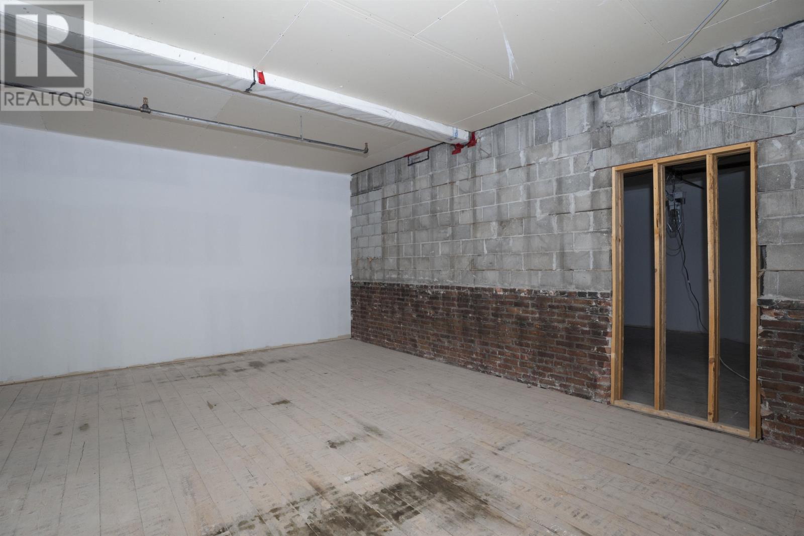 A & B 615 Victoria Ave E, Thunder Bay, Ontario  P7C 1B1 - Photo 17 - TB2600605